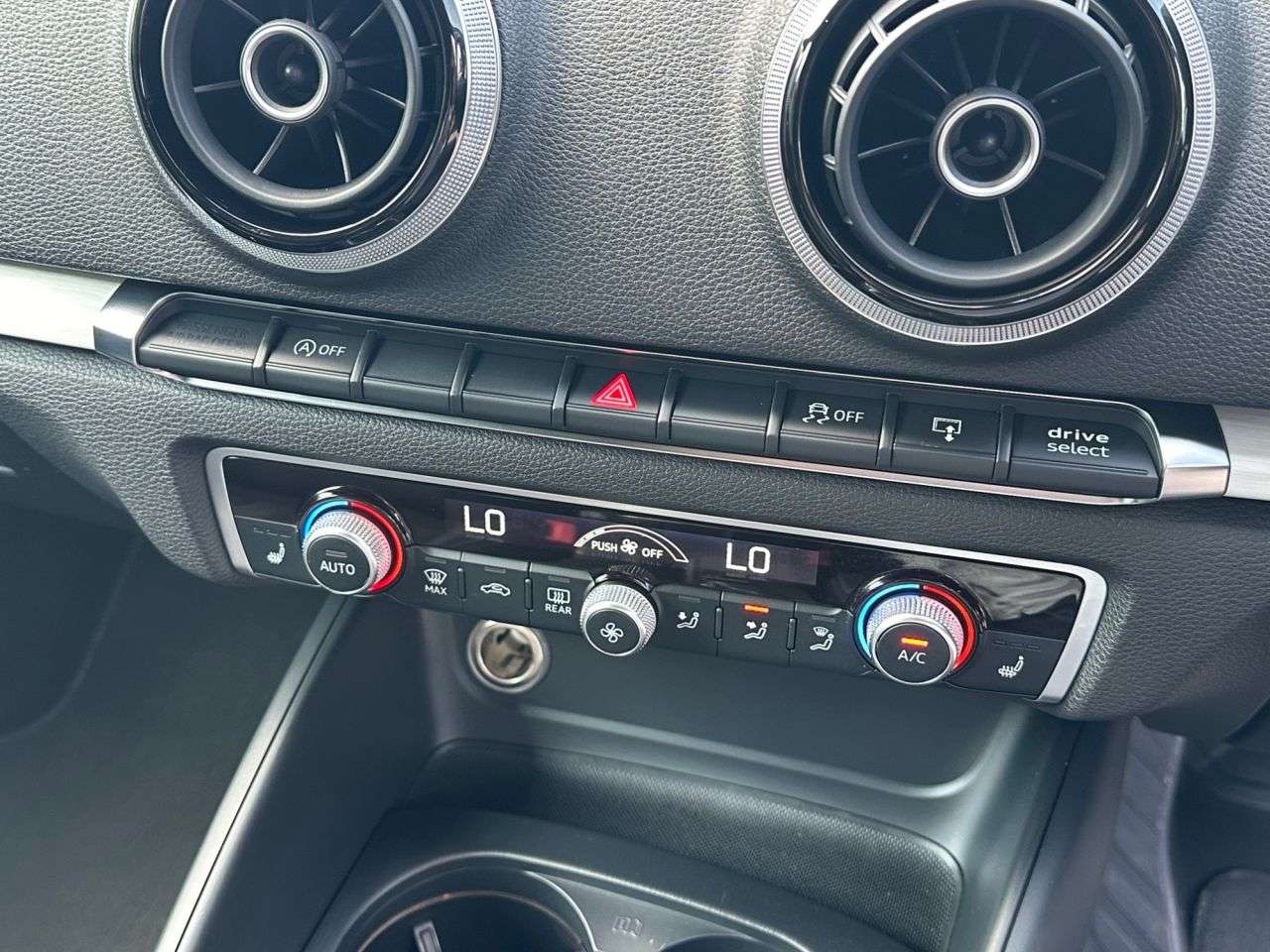 2016 AUDI A3 CABRIOLET 2016 AUDI A3 CABRIOLET