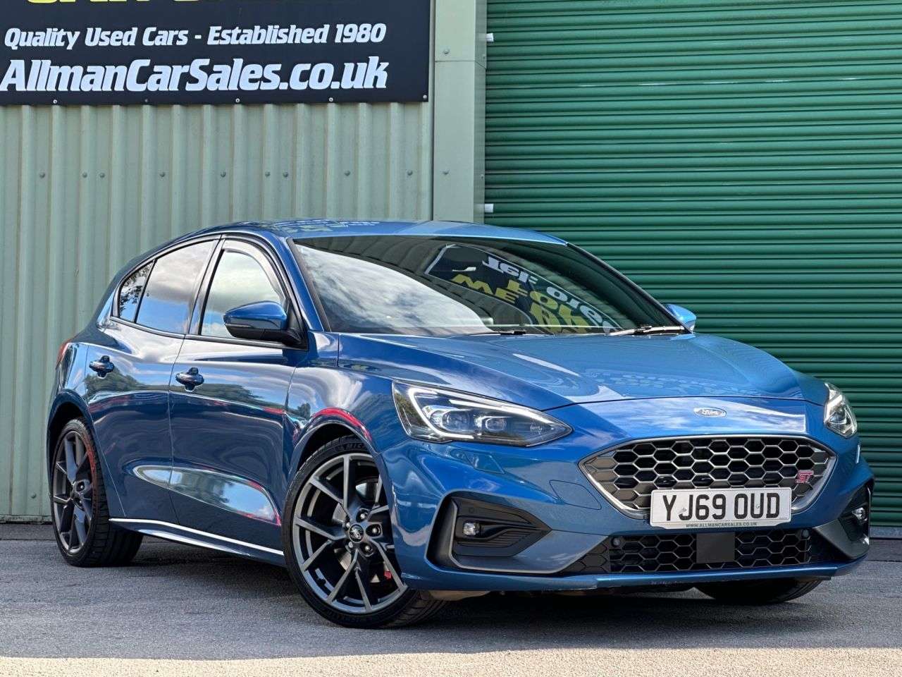 A 2020 FORD FOCUS 2.0 EcoBlue ST Hatchback 5dr Diesel Manual Euro 6 (s/s) (190 ps) Hatchback A 2020 FORD FOCUS 2.0 EcoBlue ST Hatchback 5dr Diesel Manual Euro 6 (s/s) (190 ps) Hatchback