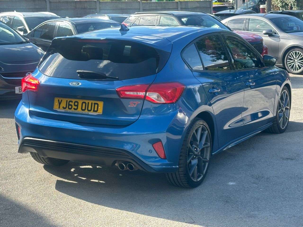 A 2020 FORD FOCUS 2.0 EcoBlue ST Hatchback 5dr Diesel Manual Euro 6 (s/s) (190 ps) Hatchback A 2020 FORD FOCUS 2.0 EcoBlue ST Hatchback 5dr Diesel Manual Euro 6 (s/s) (190 ps) Hatchback
