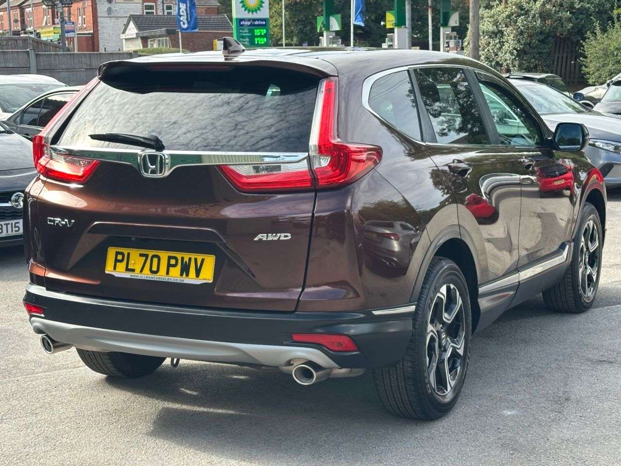 A 2021 HONDA CR-V 1.5 VTEC Turbo SE SUV 5dr Petrol CVT 4WD Euro 6 (193 ps) A 2021 HONDA CR-V 1.5 VTEC Turbo SE SUV 5dr Petrol CVT 4WD Euro 6 (193 ps)