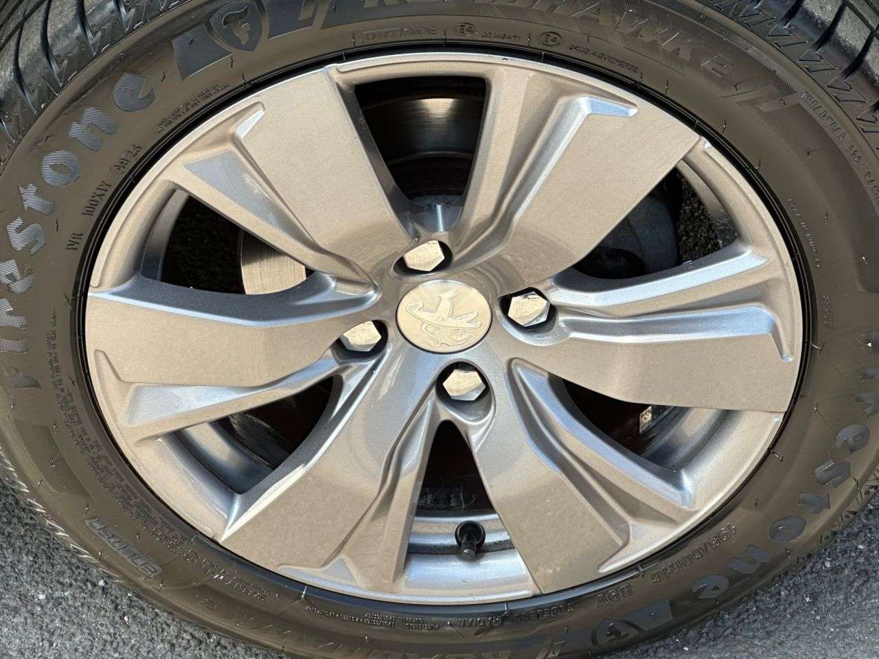 2016 PEUGEOT 2008 2016 PEUGEOT 2008