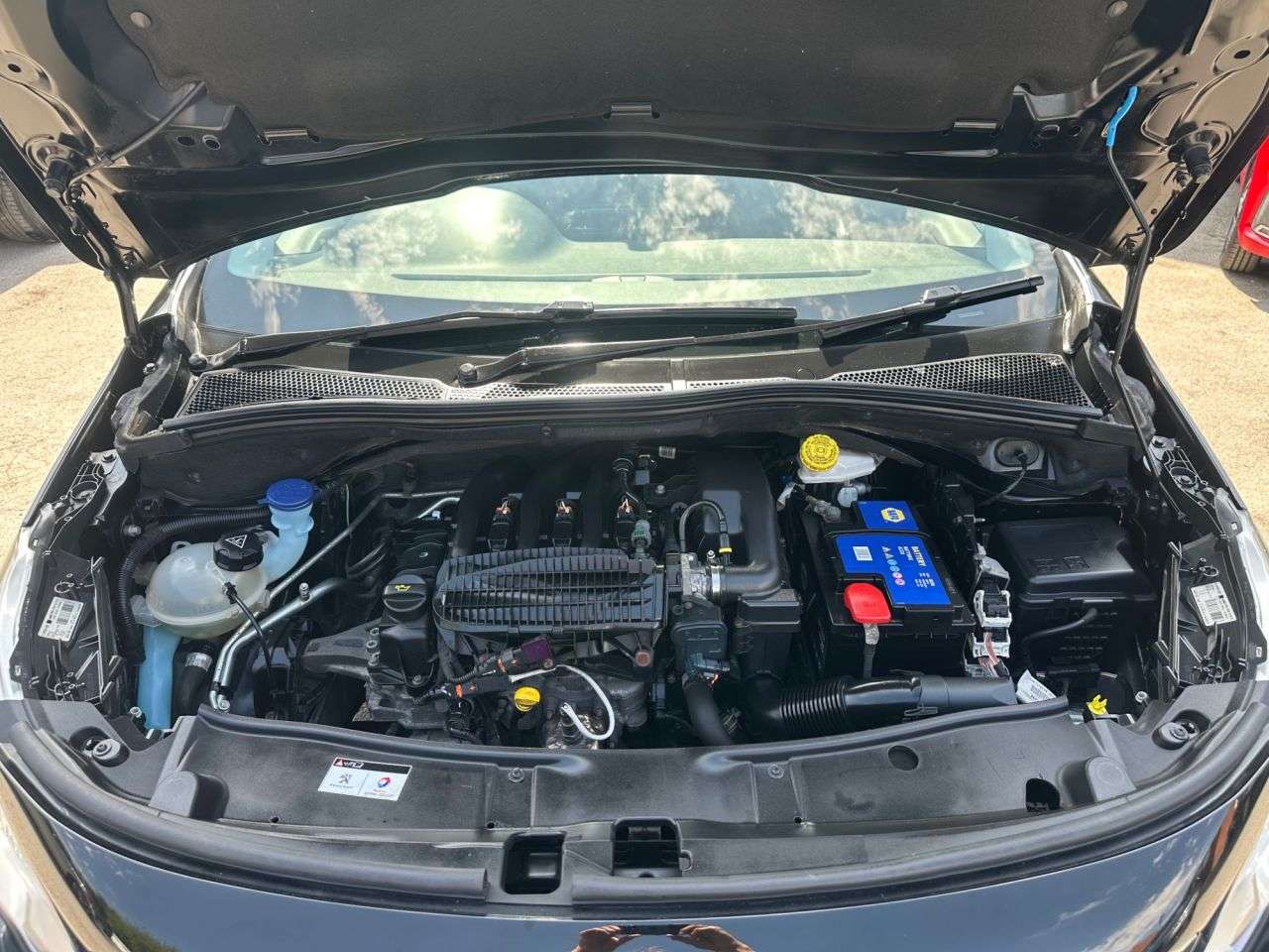 2016 PEUGEOT 2008 2016 PEUGEOT 2008