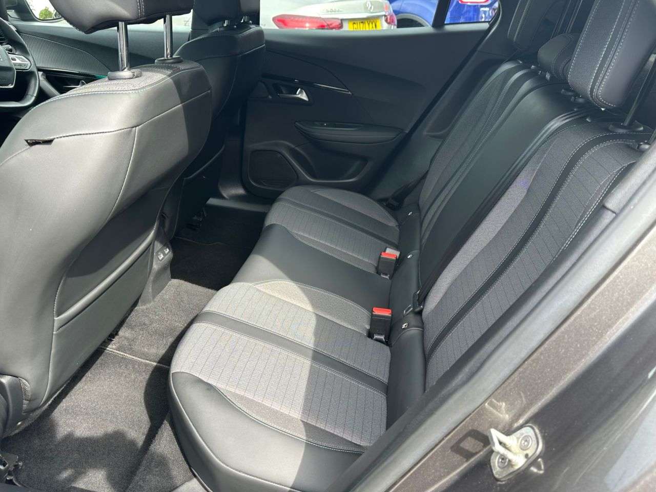 2021 PEUGEOT 2008 2021 PEUGEOT 2008