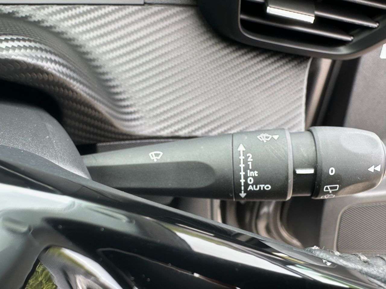 2021 PEUGEOT 2008 2021 PEUGEOT 2008