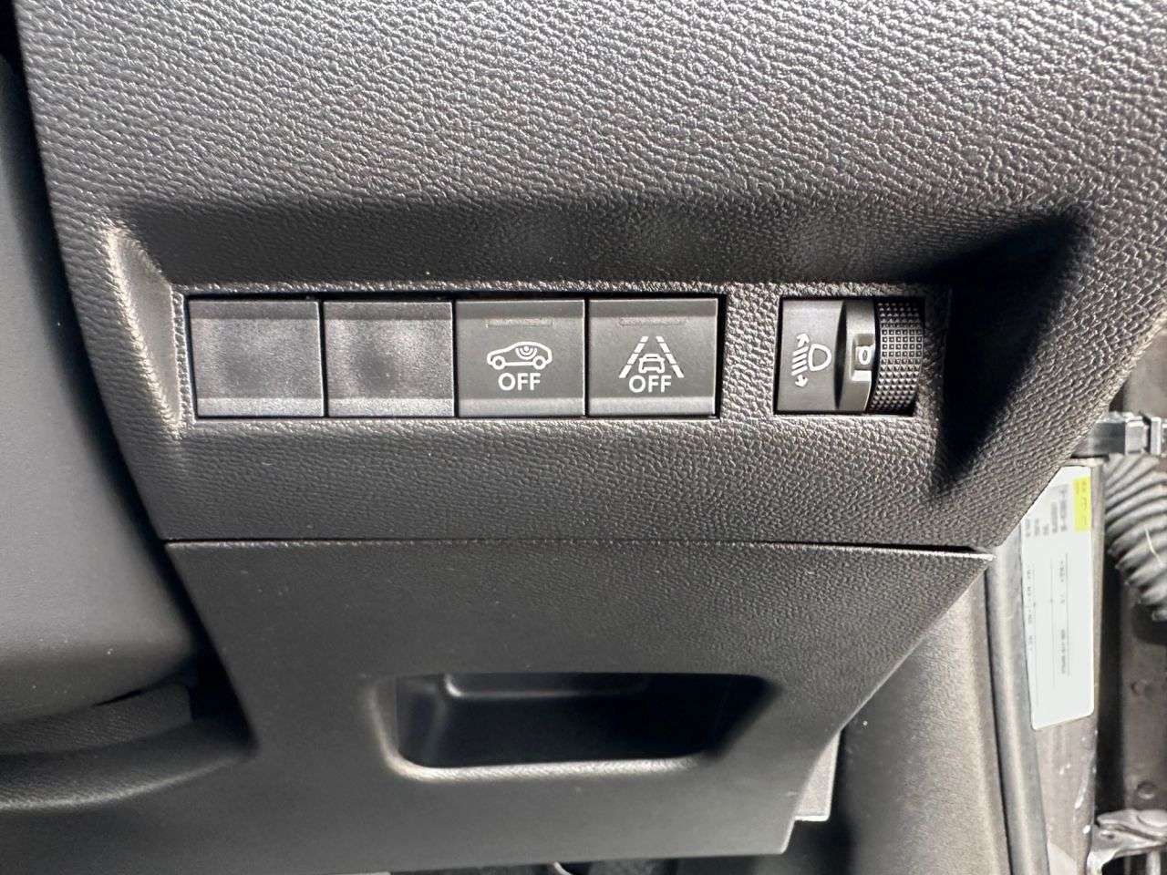 2021 PEUGEOT 2008 2021 PEUGEOT 2008