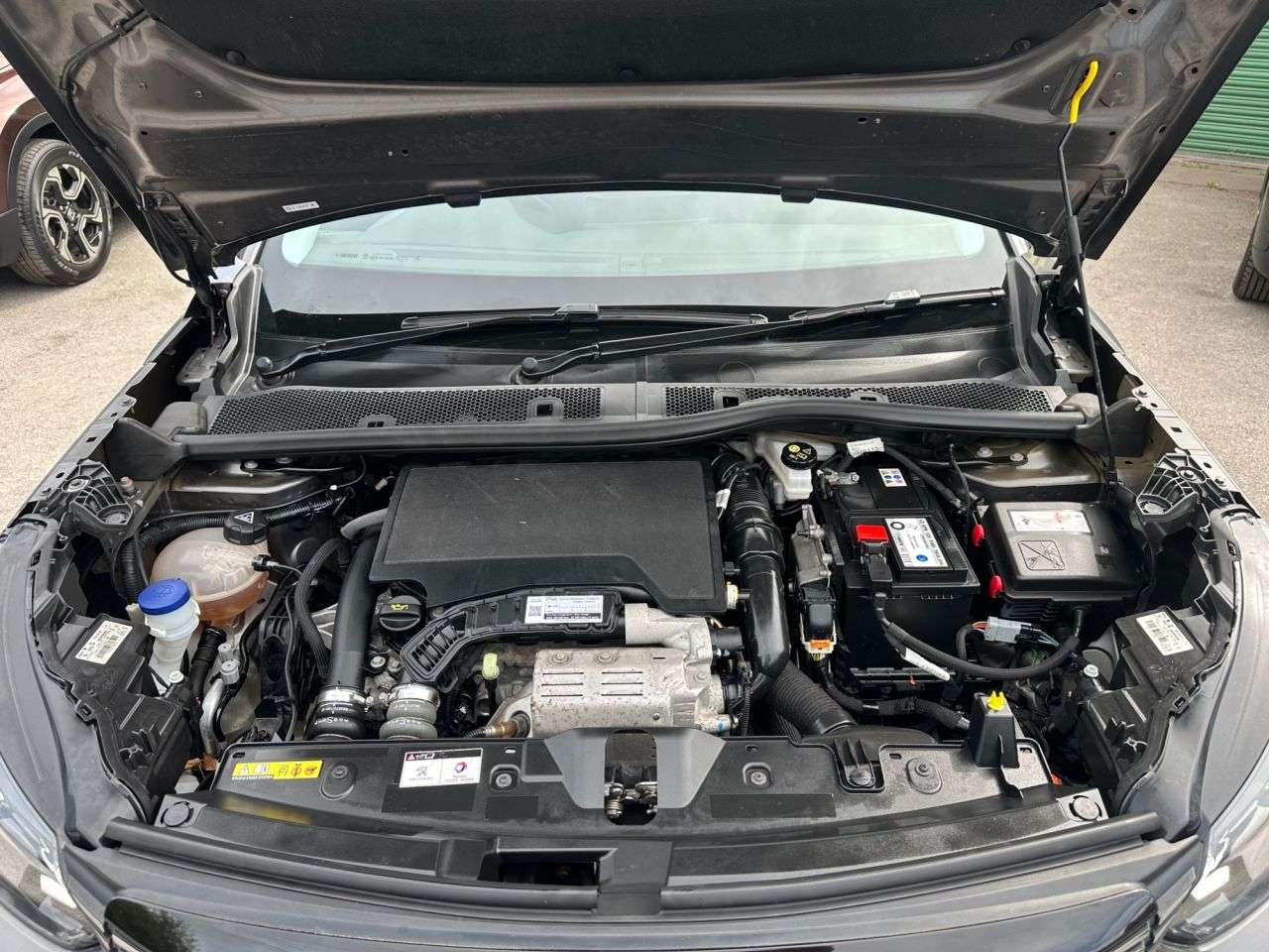 2021 PEUGEOT 2008 2021 PEUGEOT 2008