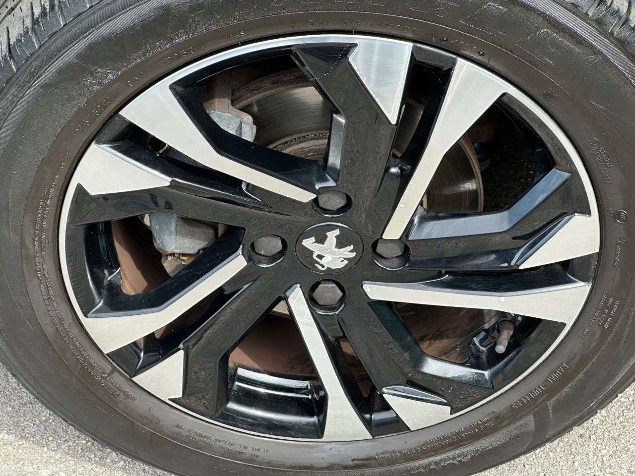 2021 PEUGEOT 2008 2021 PEUGEOT 2008