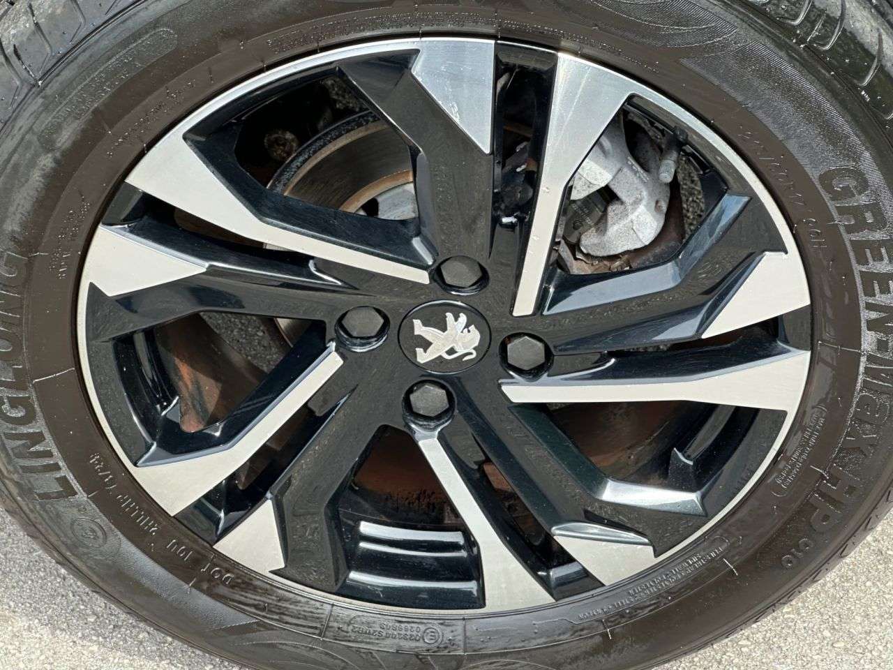 2021 PEUGEOT 2008 2021 PEUGEOT 2008