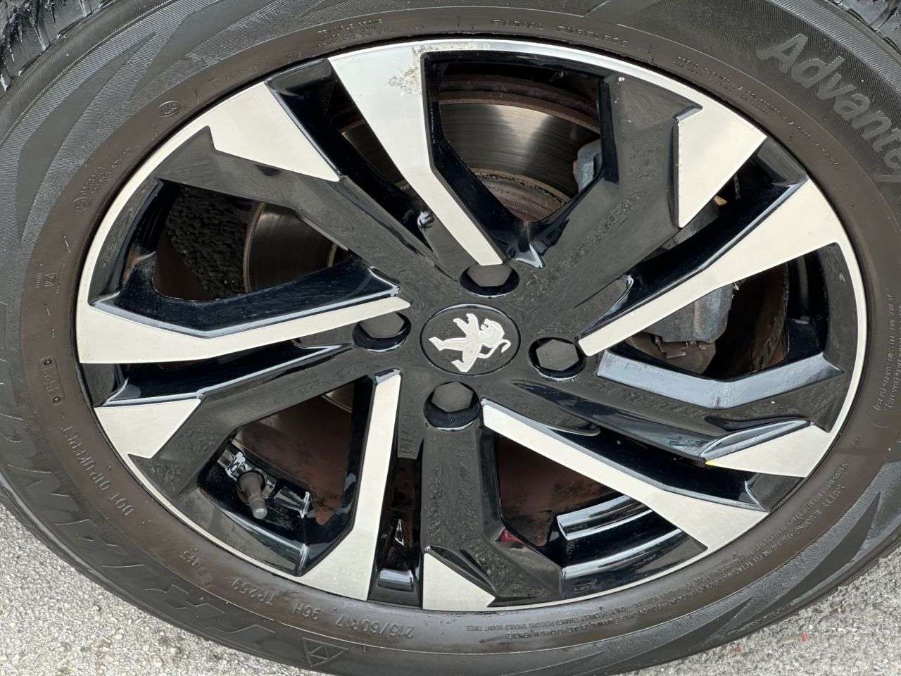 2021 PEUGEOT 2008 2021 PEUGEOT 2008