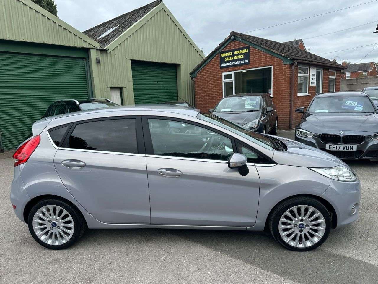 A 2012 FORD FIESTA 1.4 Titanium Hatchback 5dr Petrol Manual (130 g/km, 94 bhp) A 2012 FORD FIESTA 1.4 Titanium Hatchback 5dr Petrol Manual (130 g/km, 94 bhp)