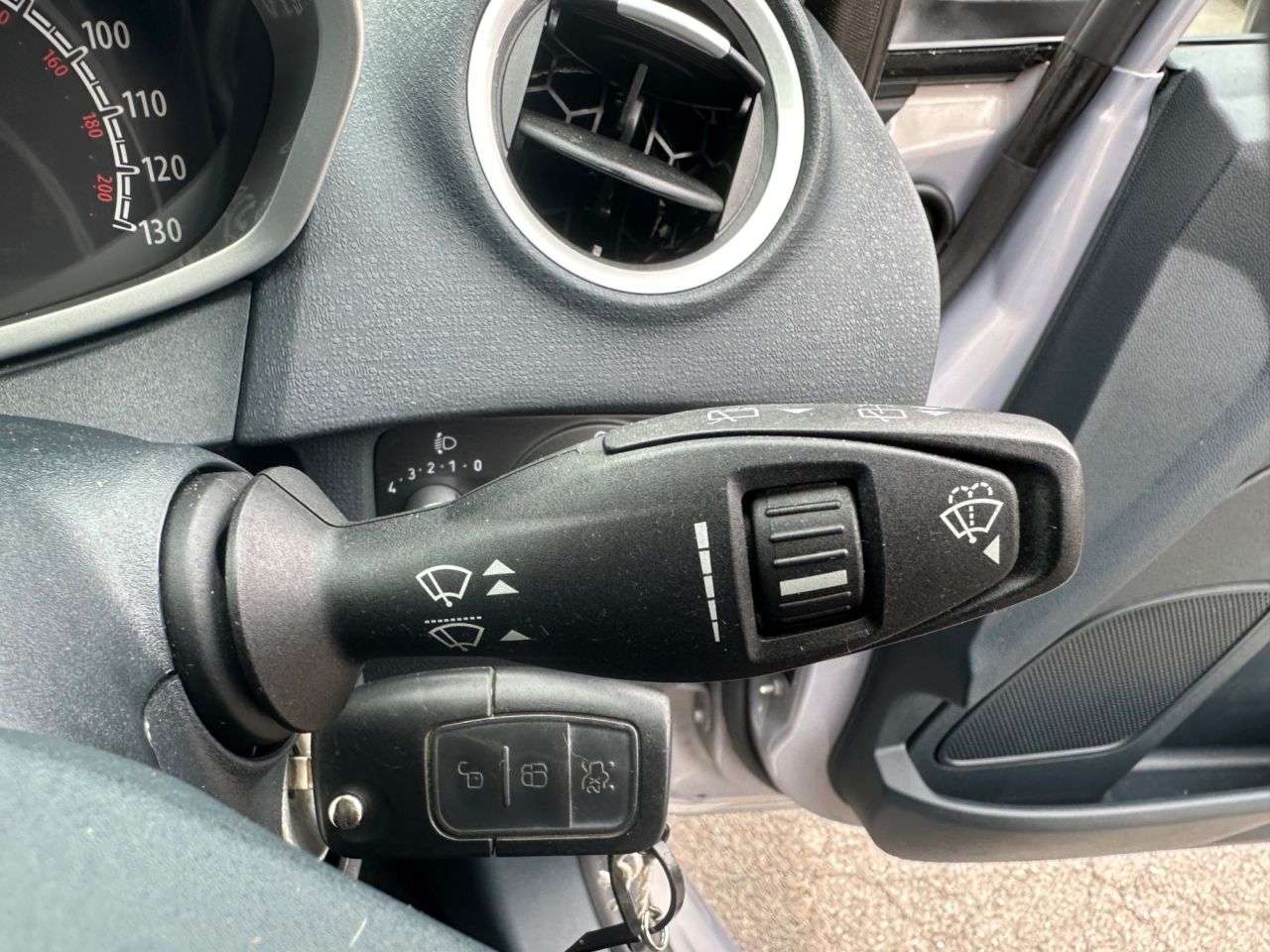 2012 FORD FIESTA 2012 FORD FIESTA