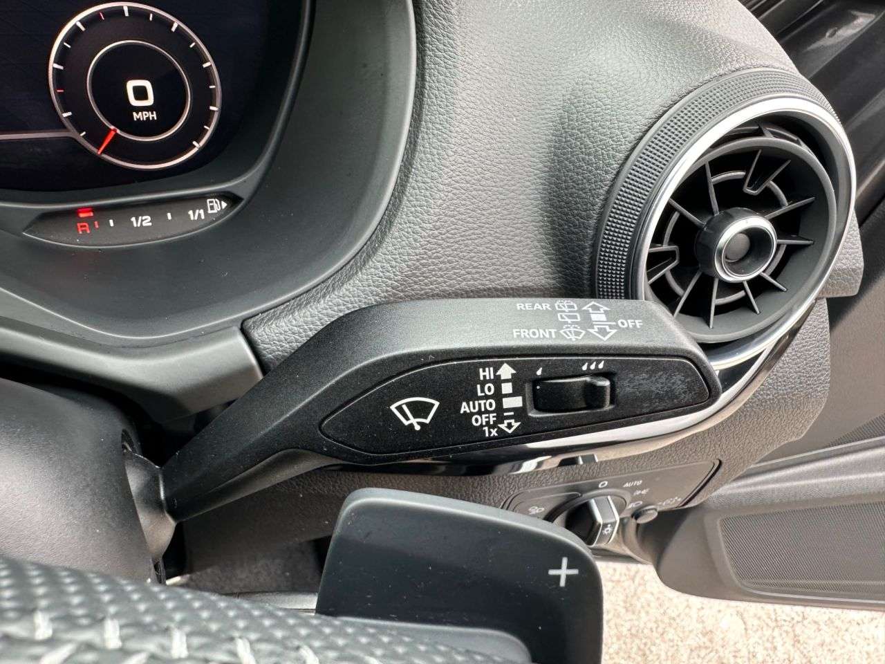 2020 AUDI Q2 2020 AUDI Q2