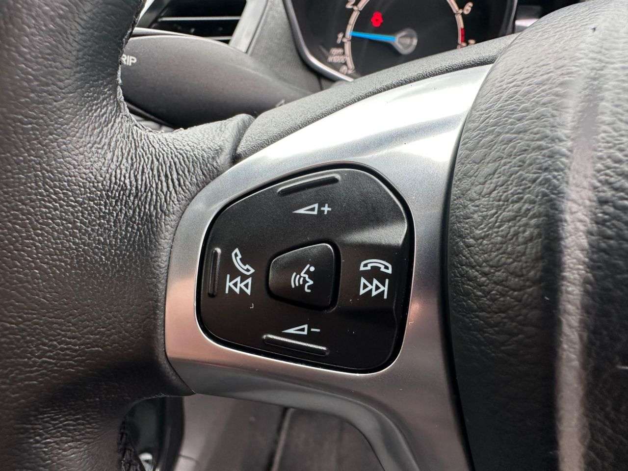 2015 FORD FIESTA 2015 FORD FIESTA