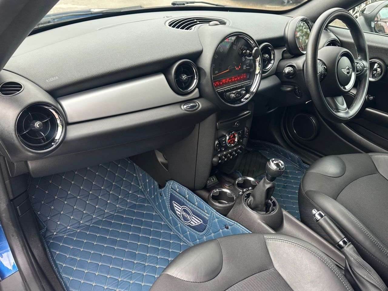 2015 MINI COUPE 2015 MINI COUPE