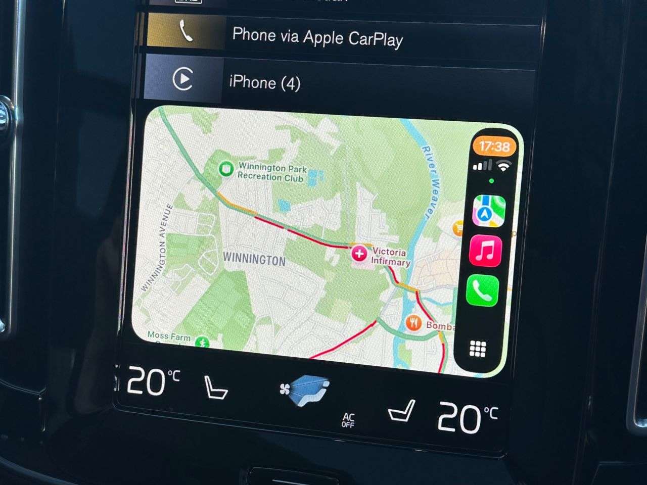 2020 VOLVO XC40 2020 VOLVO XC40