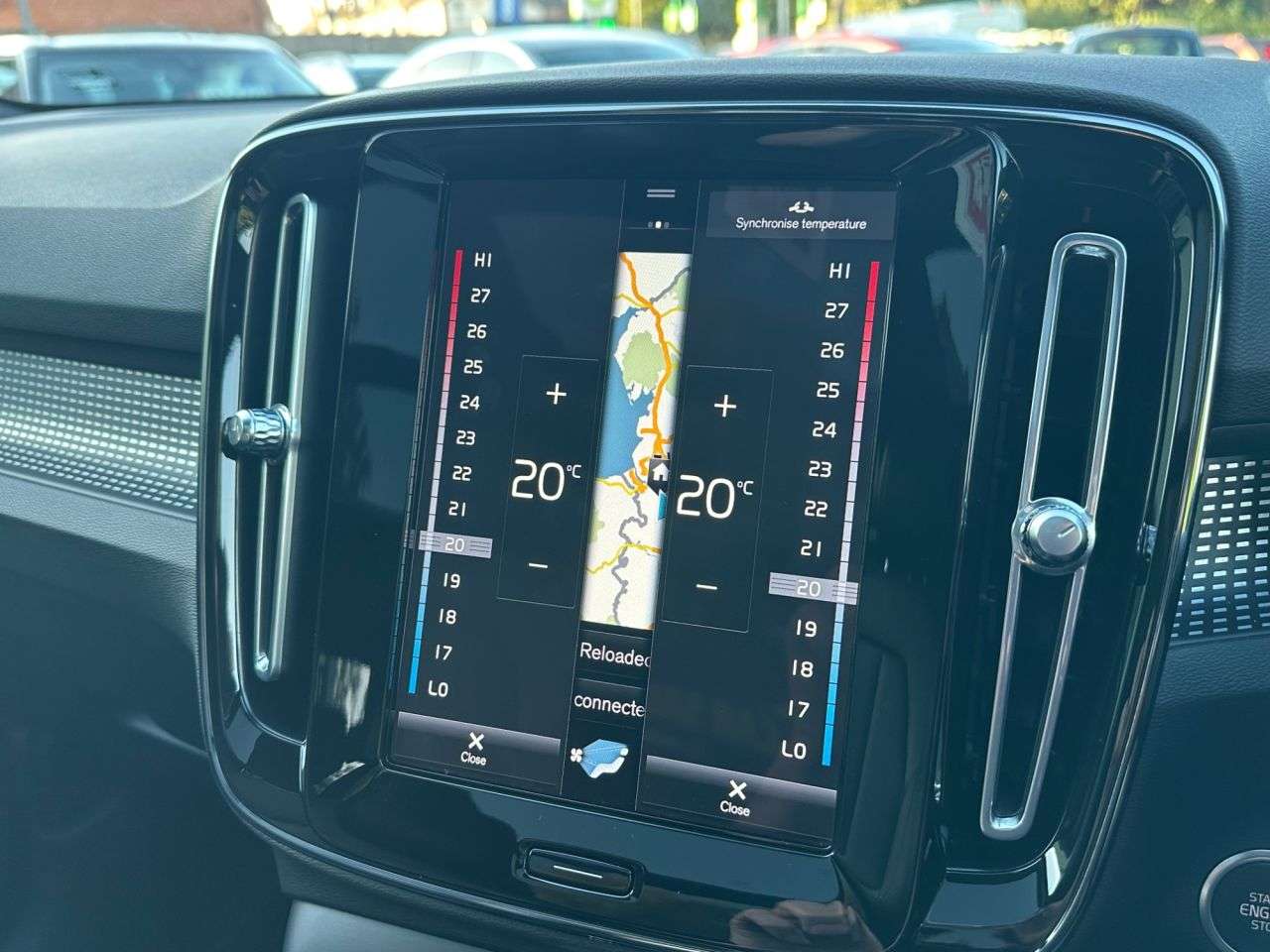 2020 VOLVO XC40 2020 VOLVO XC40