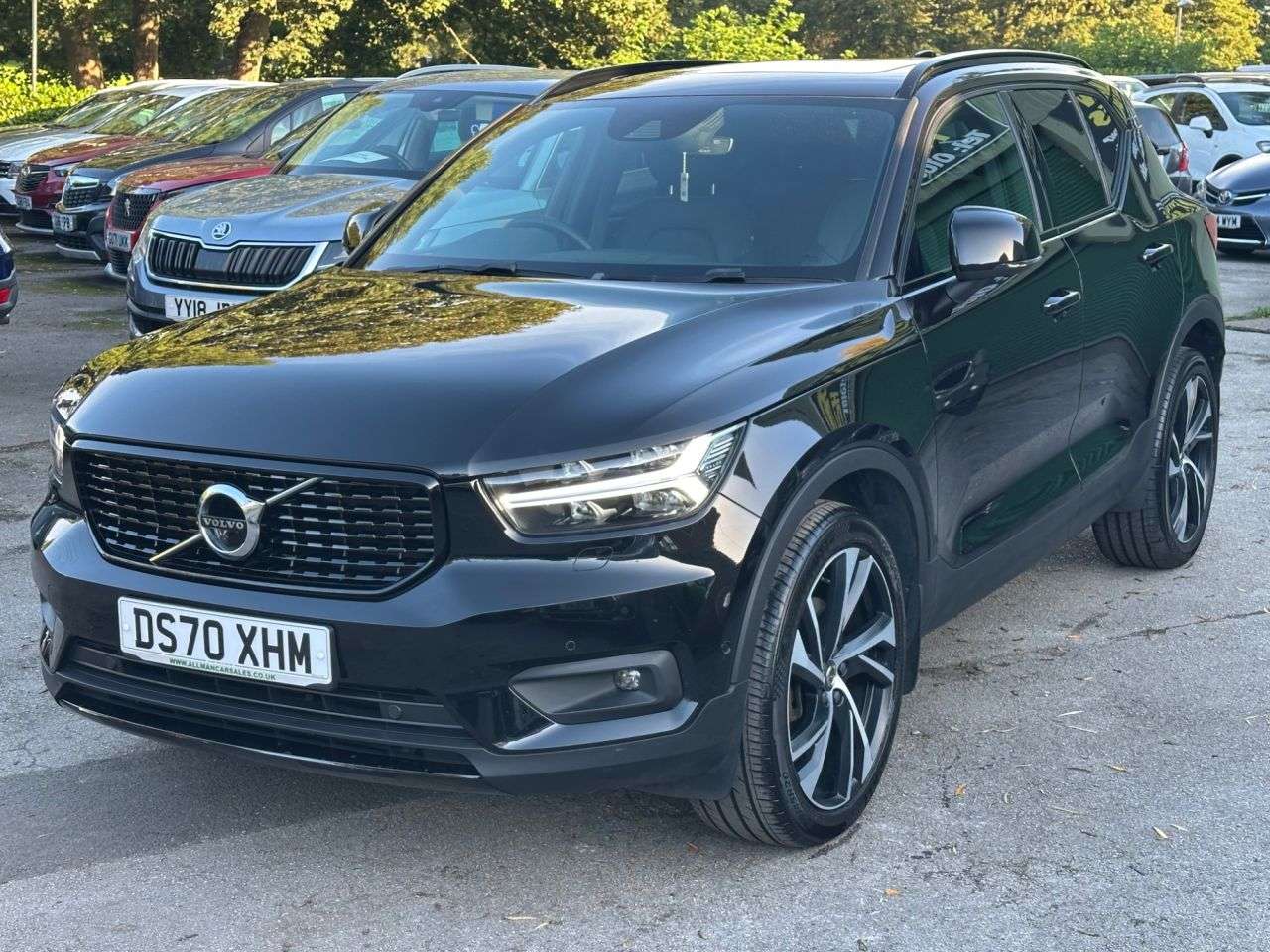 2020 VOLVO XC40 2020 VOLVO XC40