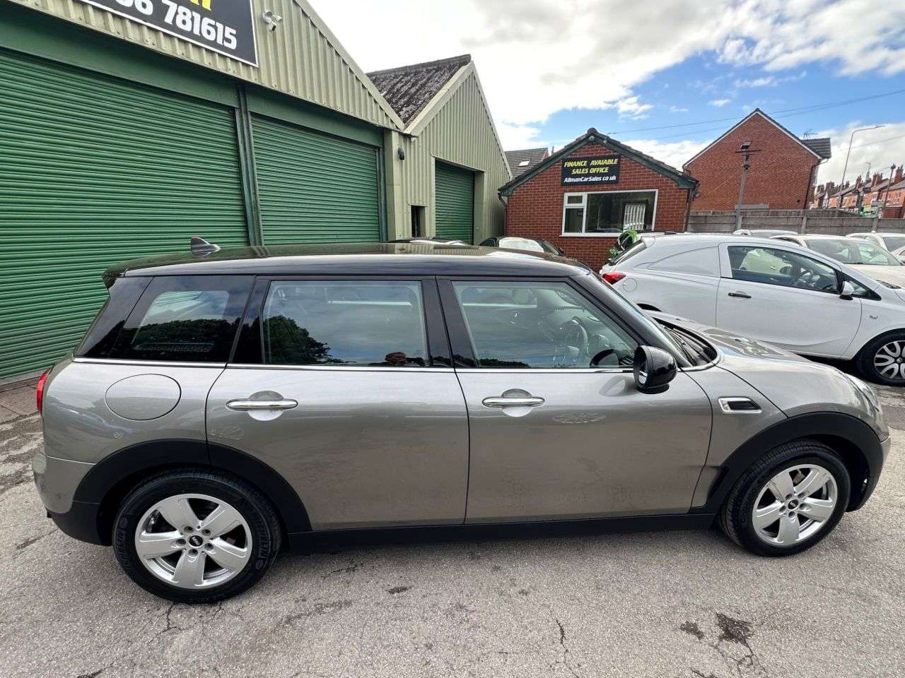 2018 MINI CLUBMAN 2018 MINI CLUBMAN