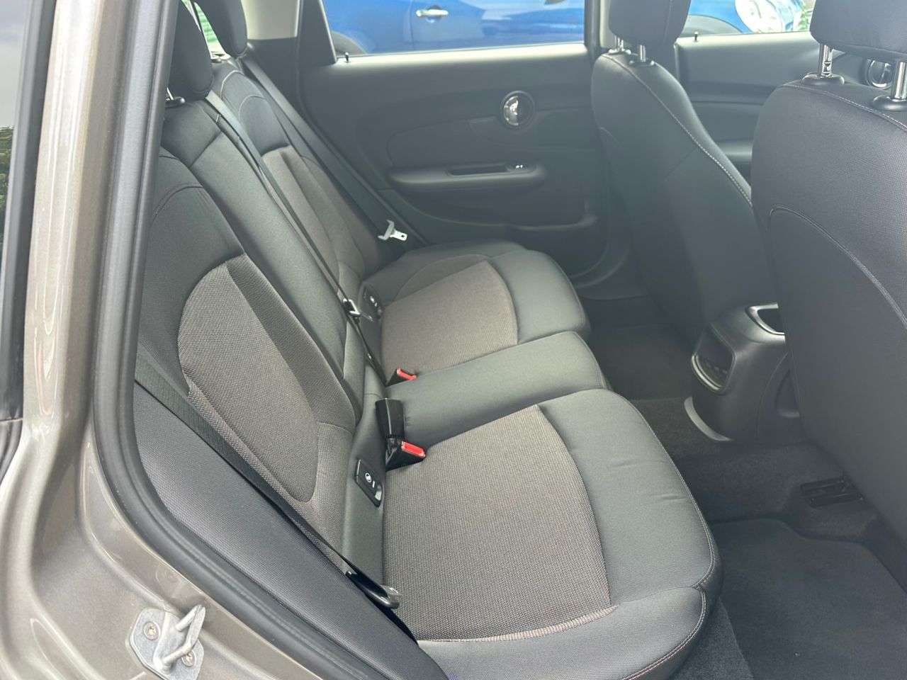 2018 MINI CLUBMAN 2018 MINI CLUBMAN