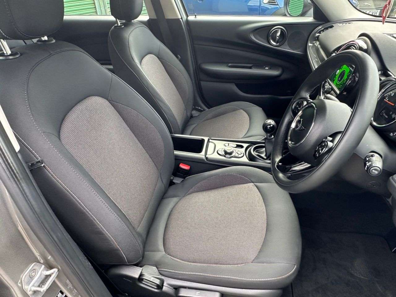 2018 MINI CLUBMAN 2018 MINI CLUBMAN