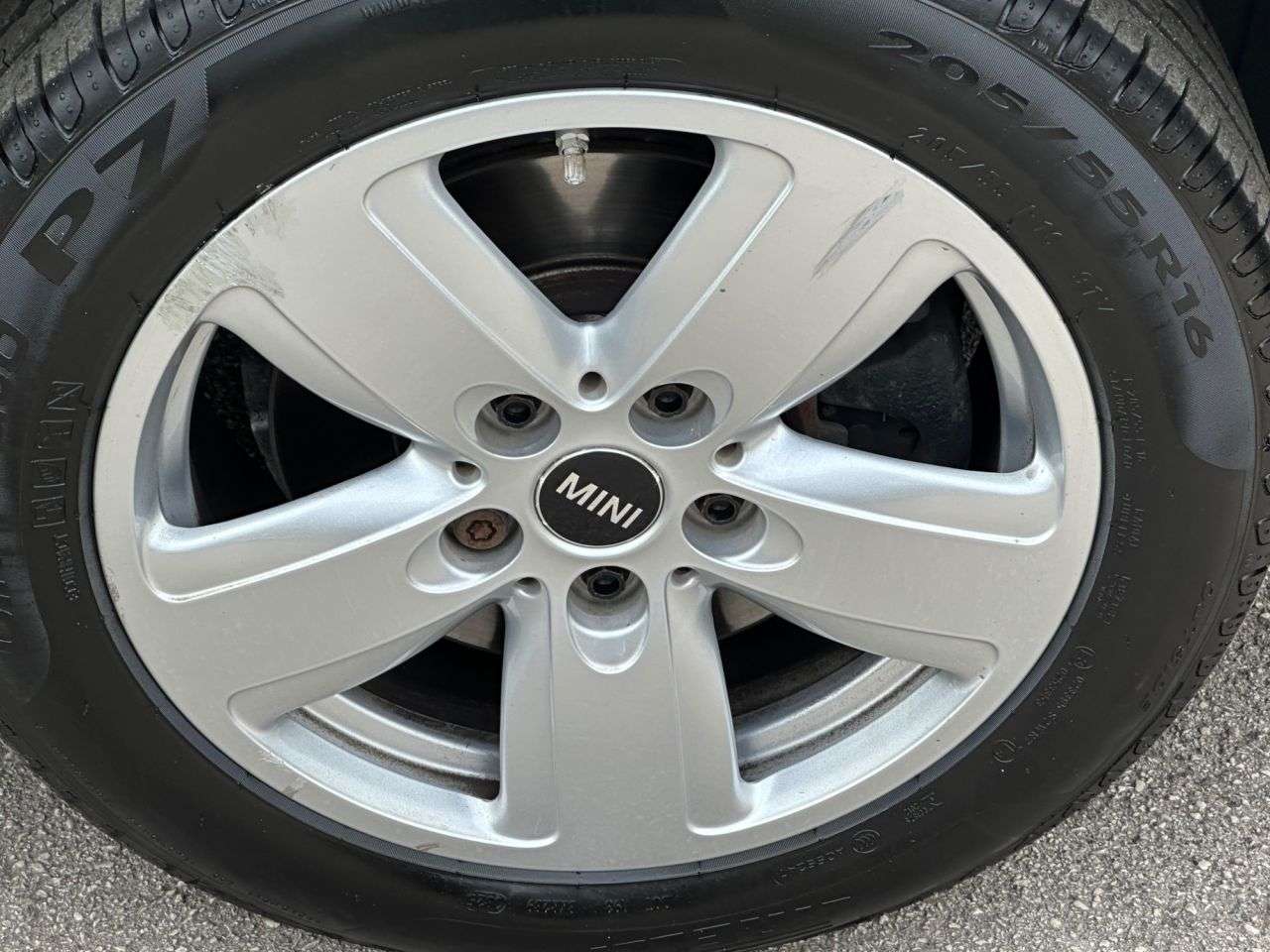 2018 MINI CLUBMAN 2018 MINI CLUBMAN