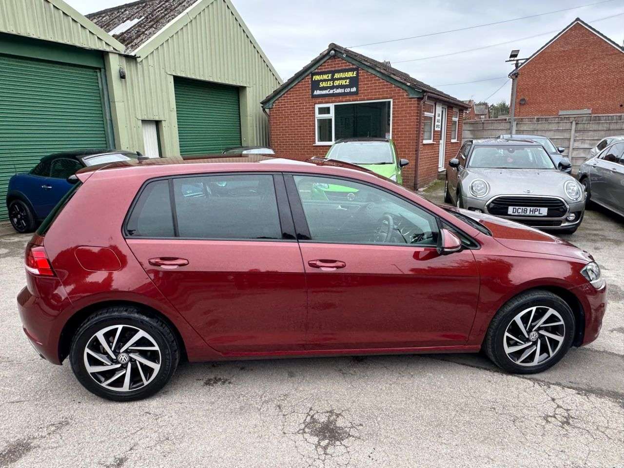 2019 VOLKSWAGEN GOLF 2019 VOLKSWAGEN GOLF