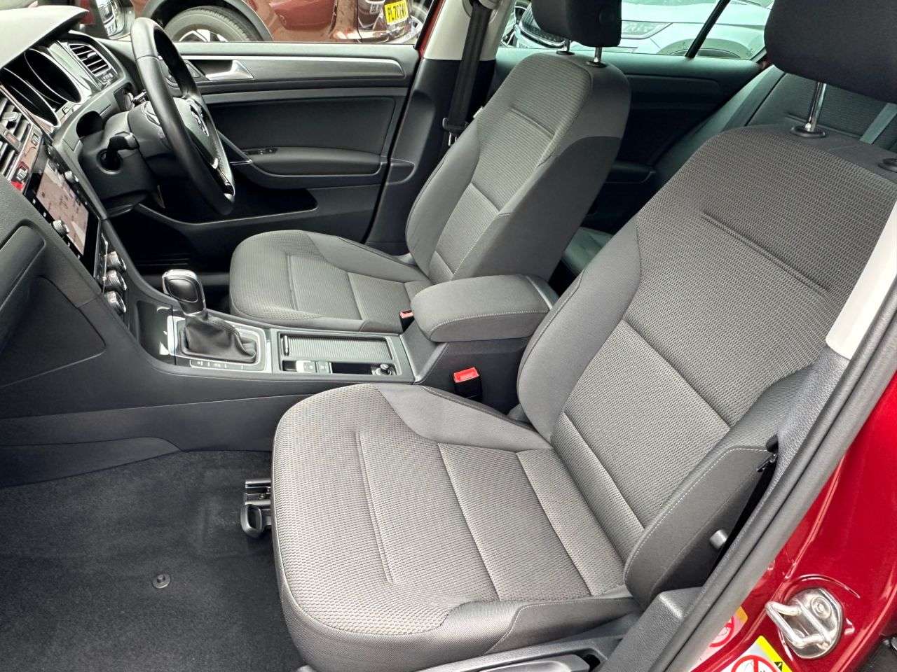 2019 VOLKSWAGEN GOLF 2019 VOLKSWAGEN GOLF