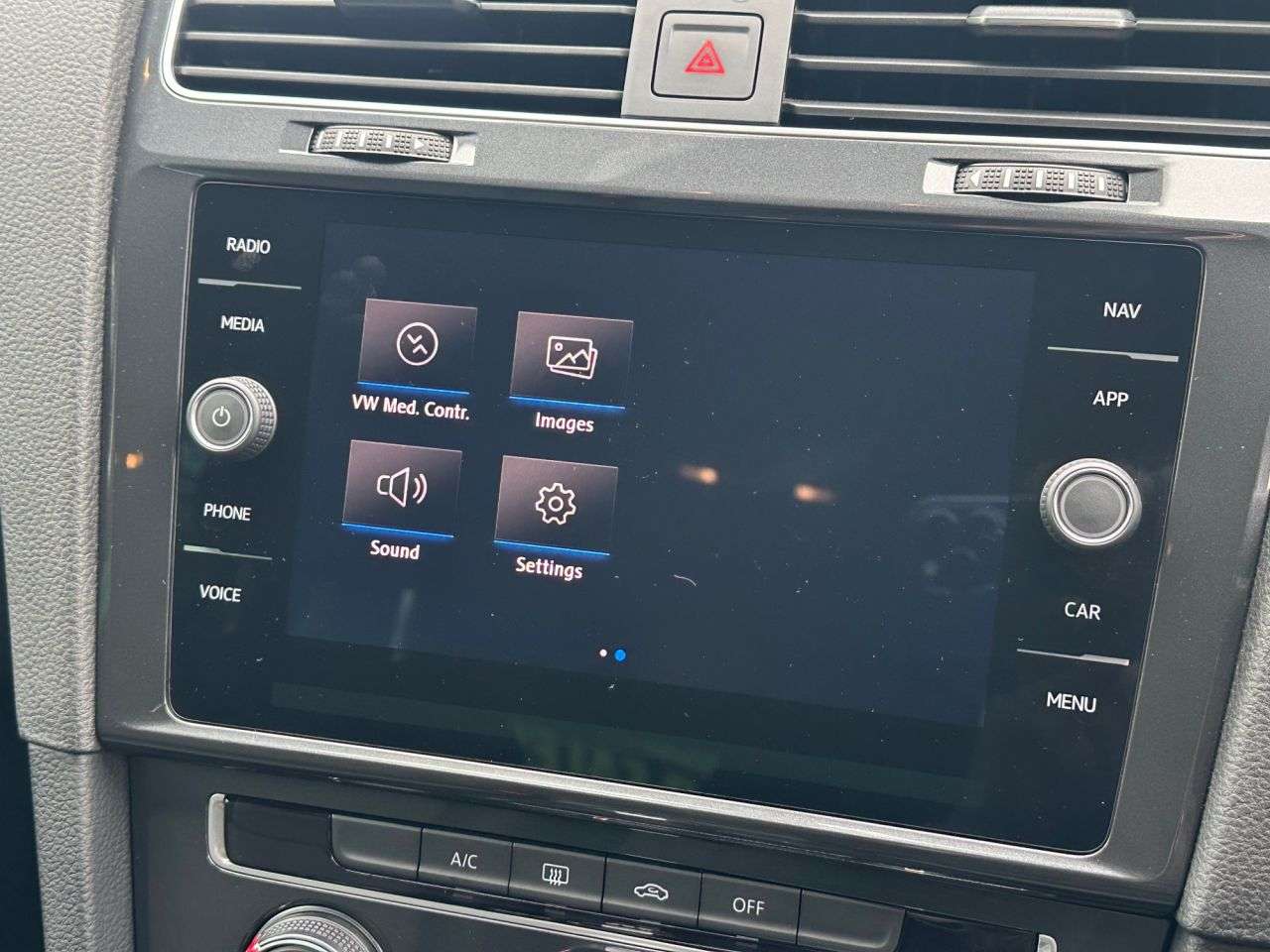 2019 VOLKSWAGEN GOLF 2019 VOLKSWAGEN GOLF