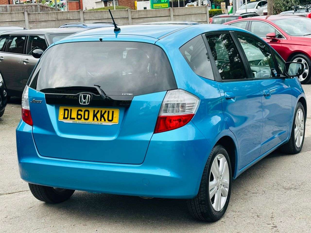A 2011 HONDA JAZZ 1.4 i-VTEC EX Hatchback 5dr Petrol Manual Euro 5 (99 ps) A 2011 HONDA JAZZ 1.4 i-VTEC EX Hatchback 5dr Petrol Manual Euro 5 (99 ps)