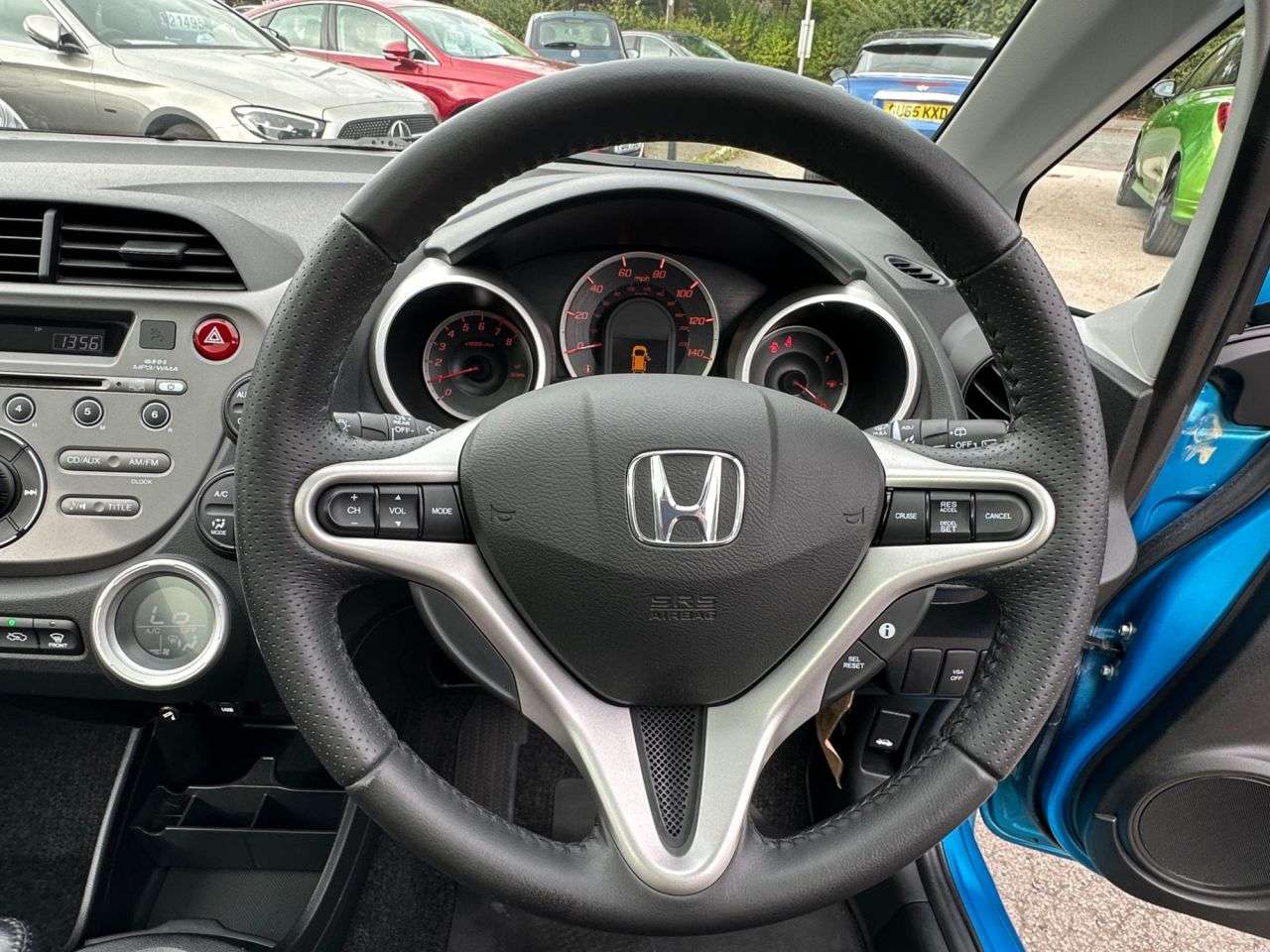 2011 HONDA JAZZ 2011 HONDA JAZZ