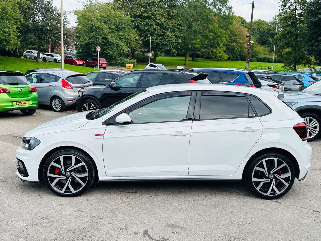 2019 VOLKSWAGEN POLO 2019 VOLKSWAGEN POLO