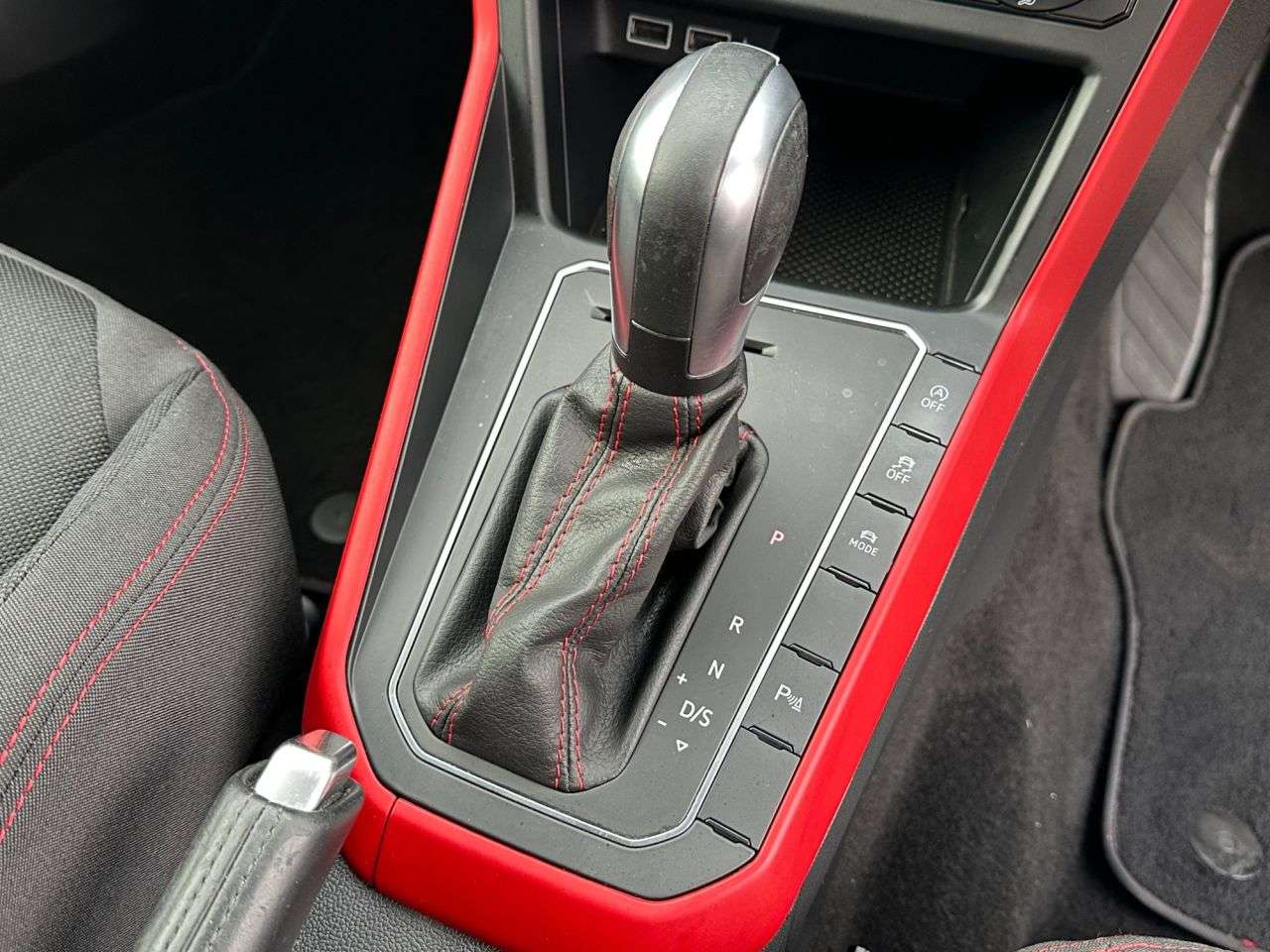 2019 VOLKSWAGEN POLO 2019 VOLKSWAGEN POLO