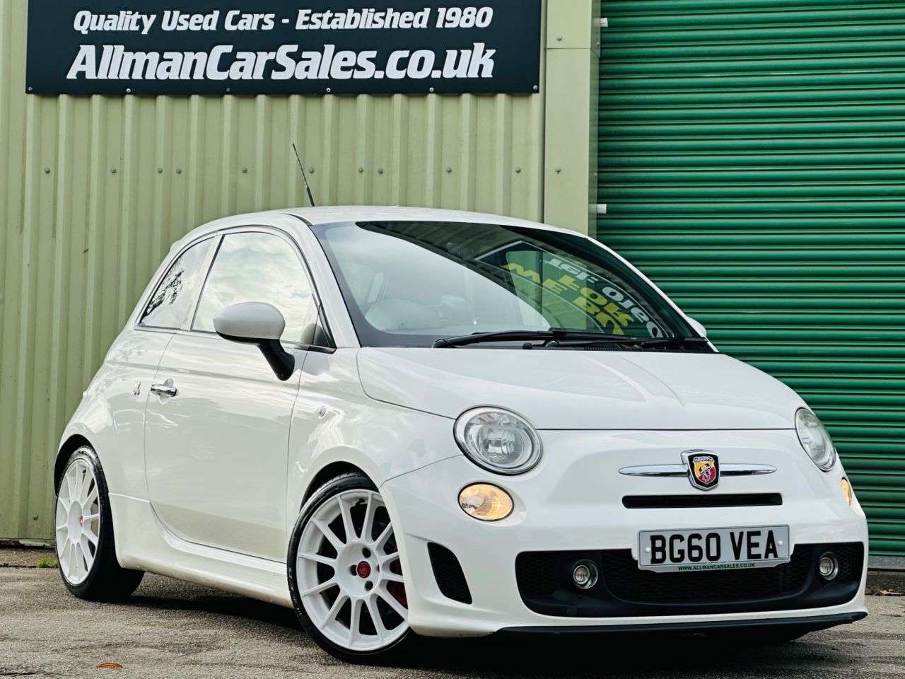 A 2010 ABARTH 500 1.4 T-Jet Hatchback 3dr Petrol Manual Euro 5 (135 bhp) A 2010 ABARTH 500 1.4 T-Jet Hatchback 3dr Petrol Manual Euro 5 (135 bhp)