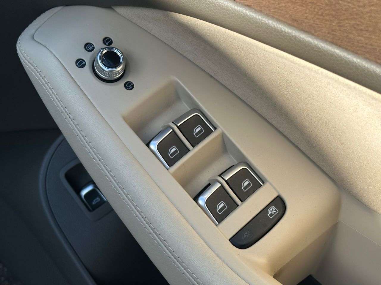 2016 AUDI Q5 2016 AUDI Q5