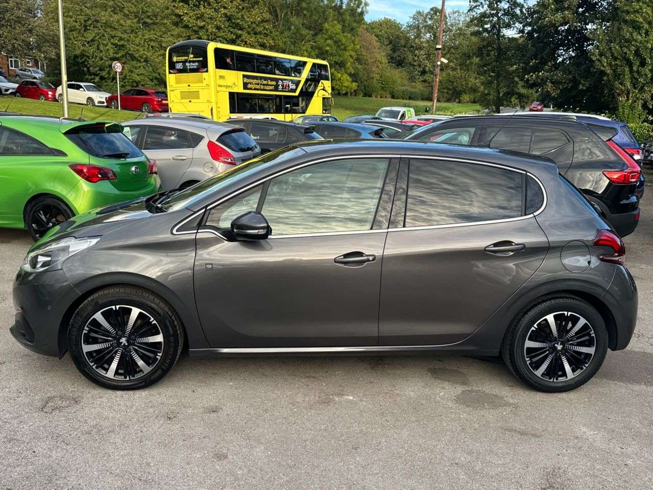 2019 PEUGEOT 208 2019 PEUGEOT 208