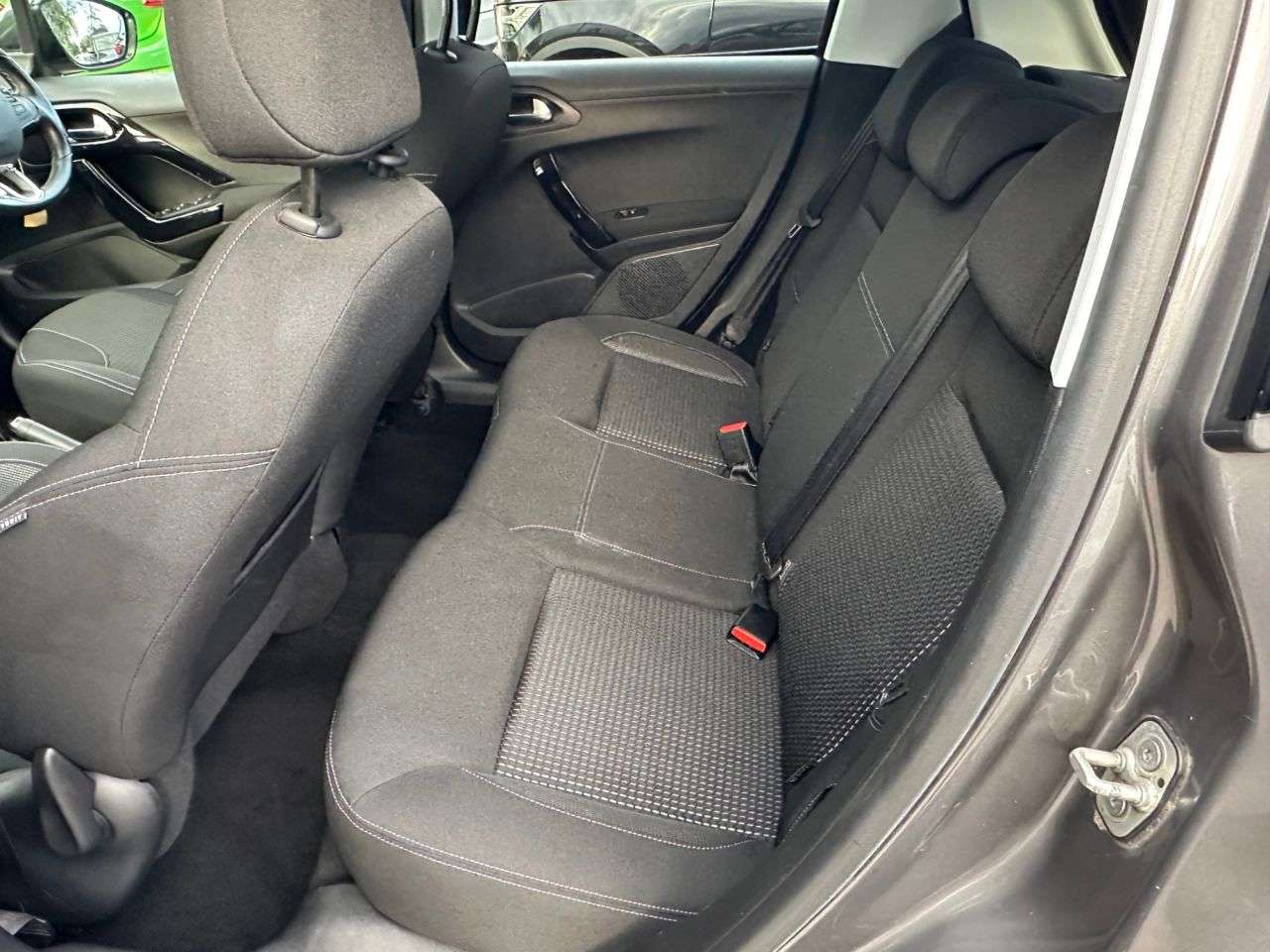 2019 PEUGEOT 208 2019 PEUGEOT 208