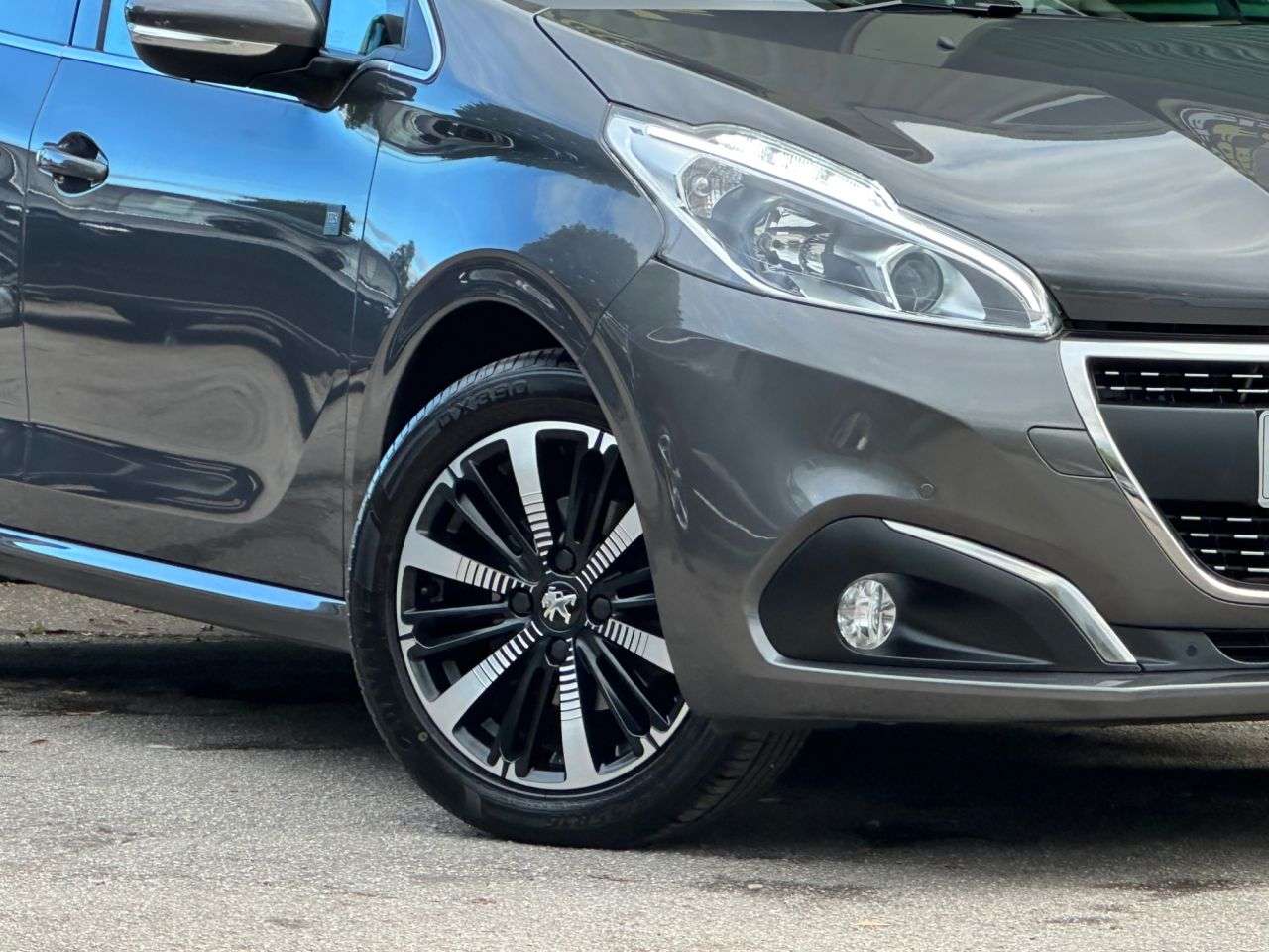 2019 PEUGEOT 208 2019 PEUGEOT 208