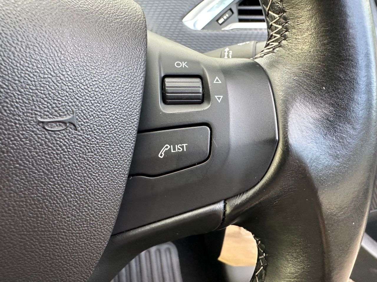 2019 PEUGEOT 208 2019 PEUGEOT 208