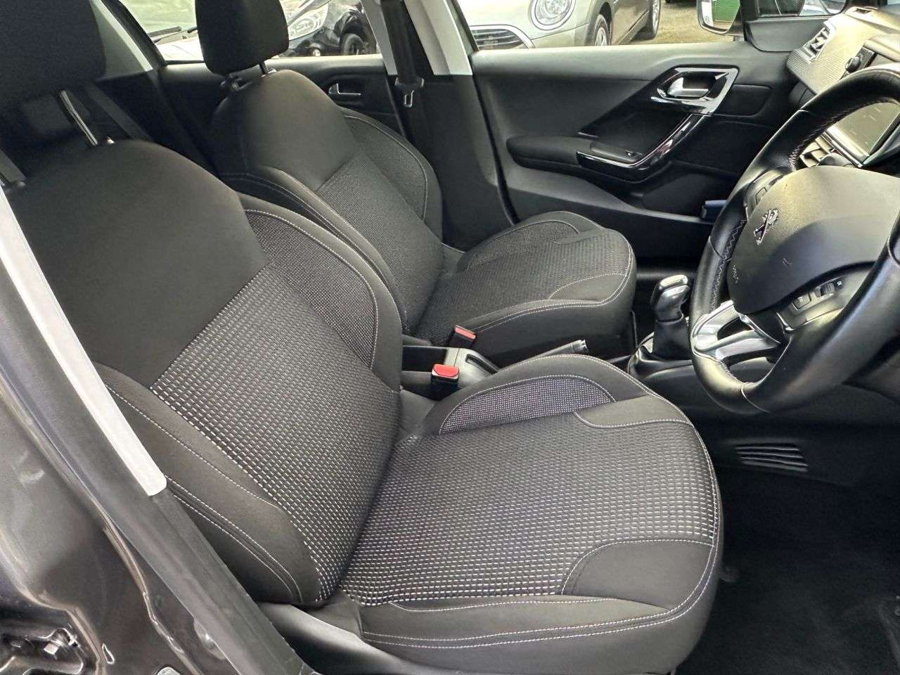 2019 PEUGEOT 208 2019 PEUGEOT 208
