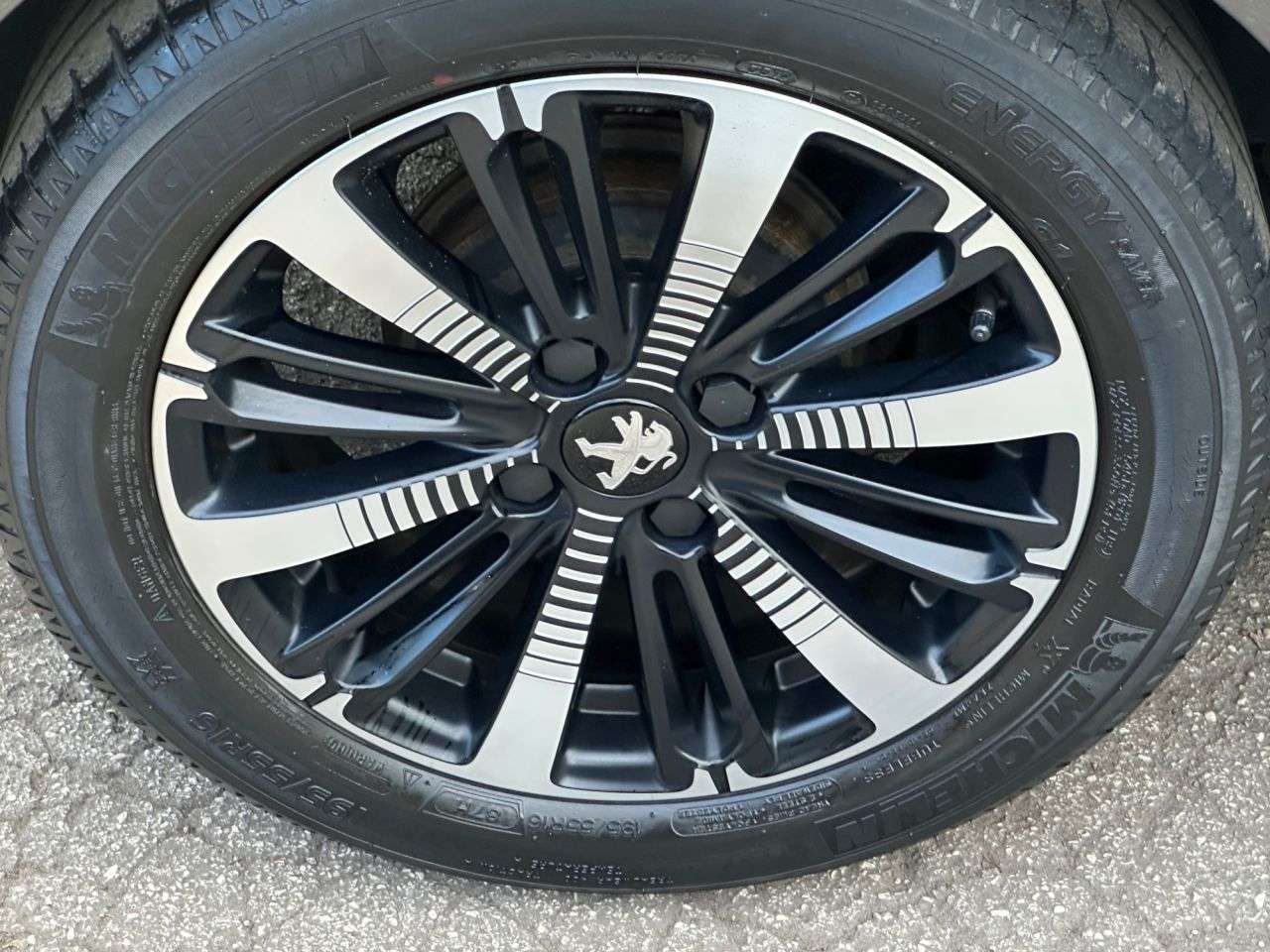2019 PEUGEOT 208 2019 PEUGEOT 208