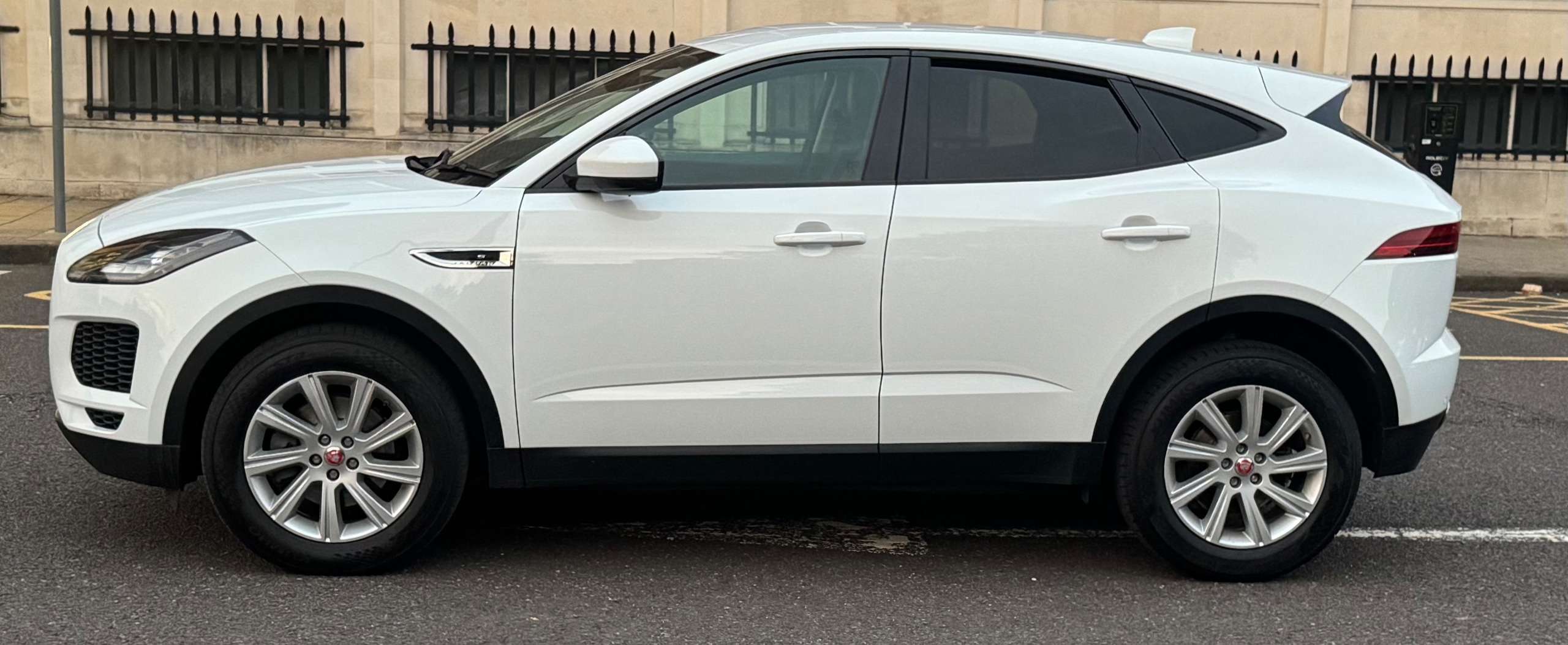 2019 JAGUAR E-PACE 2019 JAGUAR E-PACE