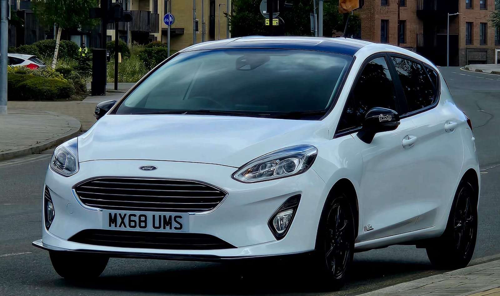 A 2019 FORD FIESTA 1.0T EcoBoost GPF Zetec Hatchback 5dr Petrol Auto Euro 6 (s/s) (100 ps) A 2019 FORD FIESTA 1.0T EcoBoost GPF Zetec Hatchback 5dr Petrol Auto Euro 6 (s/s) (100 ps)