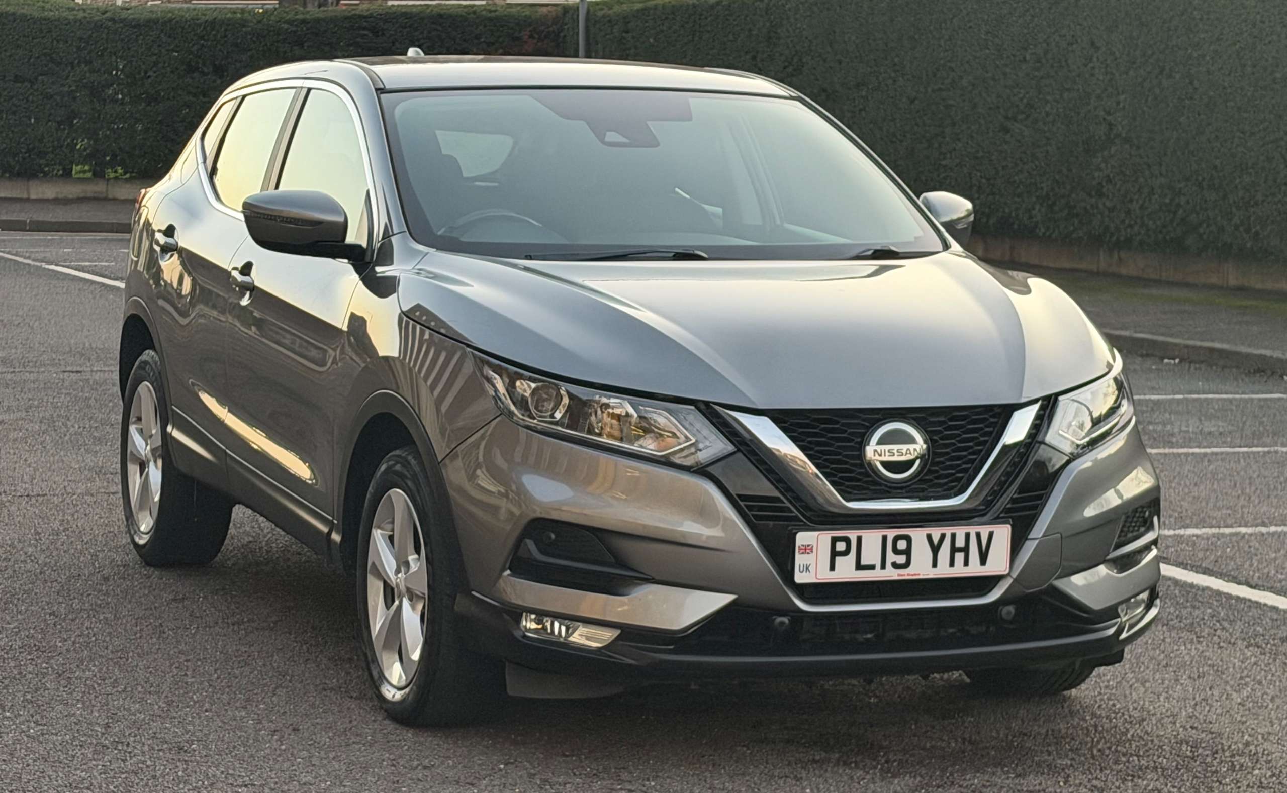 A 2019 NISSAN QASHQAI 1.3 DIG-T Acenta Premium SUV 5dr Petrol DCT Auto Euro 6 (s/s) (160 ps) A 2019 NISSAN QASHQAI 1.3 DIG-T Acenta Premium SUV 5dr Petrol DCT Auto Euro 6 (s/s) (160 ps)