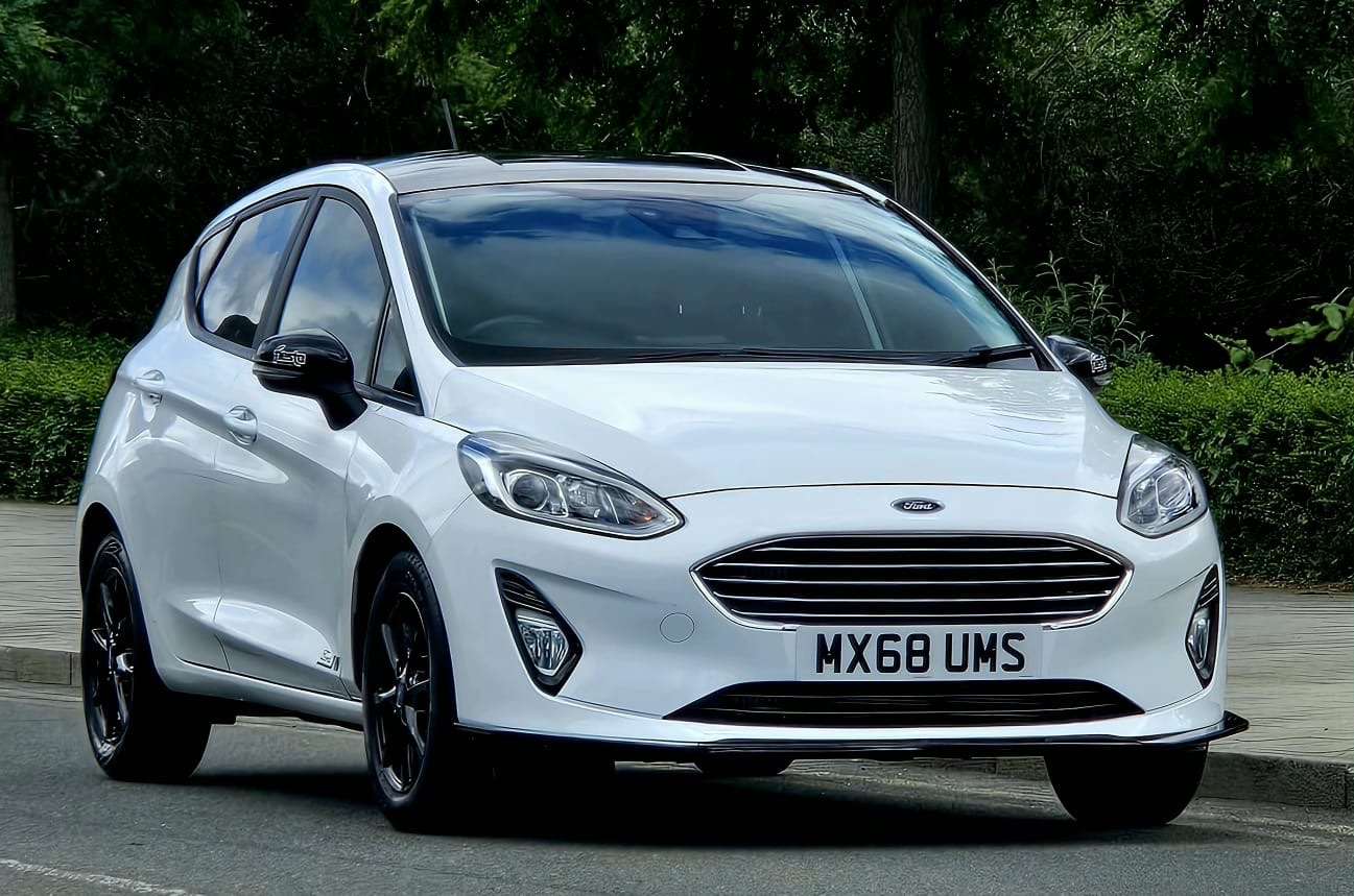 A 2019 FORD FIESTA 1.0T EcoBoost GPF Zetec Hatchback 5dr Petrol Auto Euro 6 (s/s) (100 ps) A 2019 FORD FIESTA 1.0T EcoBoost GPF Zetec Hatchback 5dr Petrol Auto Euro 6 (s/s) (100 ps)