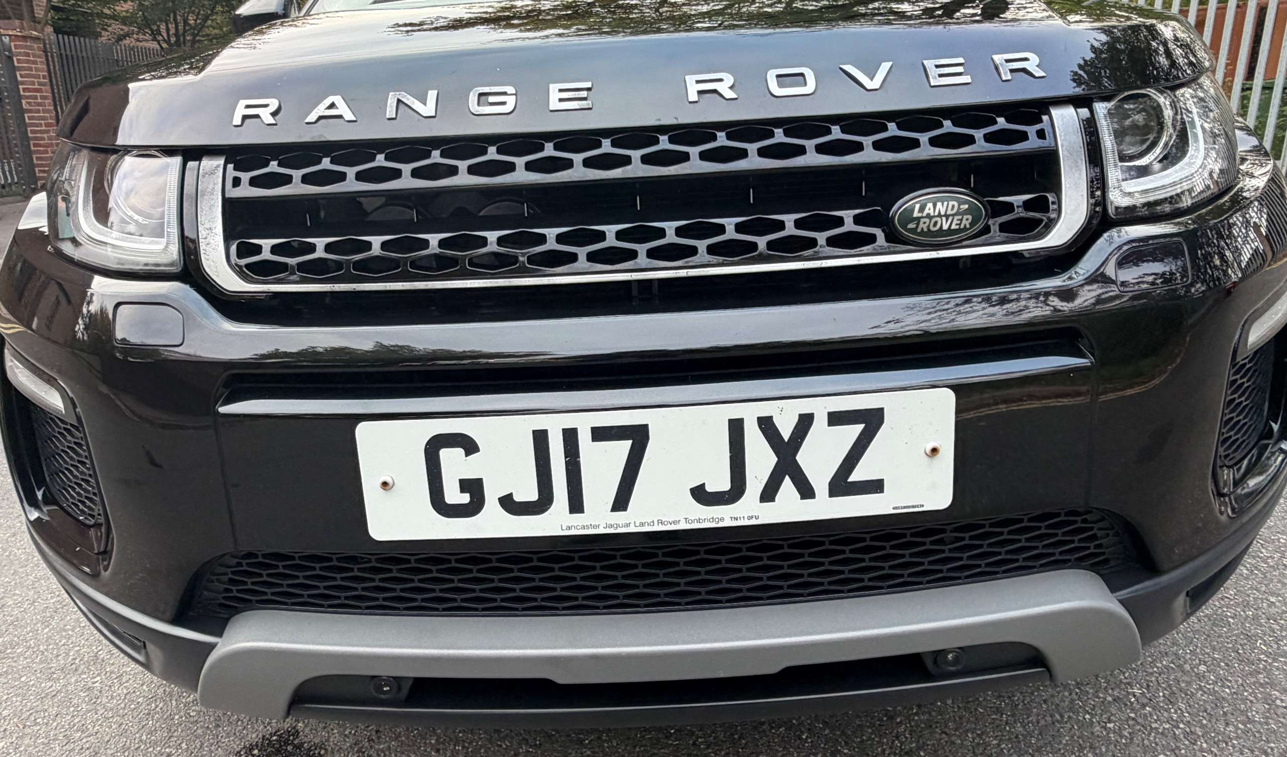 2017 LAND ROVER RANGE ROVER EVOQUE 2017 LAND ROVER RANGE ROVER EVOQUE