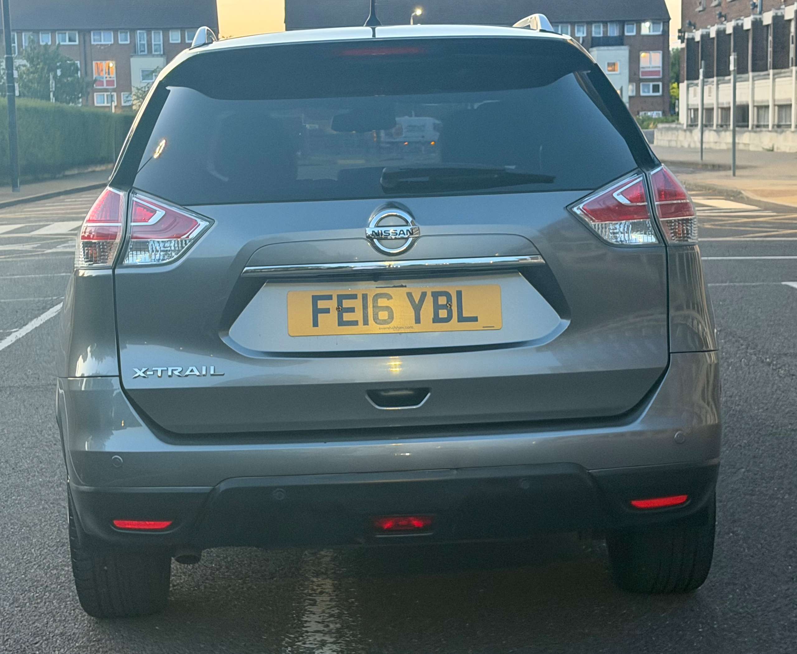 A 2016 NISSAN X-TRAIL 1.6 dCi Tekna SUV 5dr Diesel XTRON Euro 6 (s/s) (130 ps) A 2016 NISSAN X-TRAIL 1.6 dCi Tekna SUV 5dr Diesel XTRON Euro 6 (s/s) (130 ps)