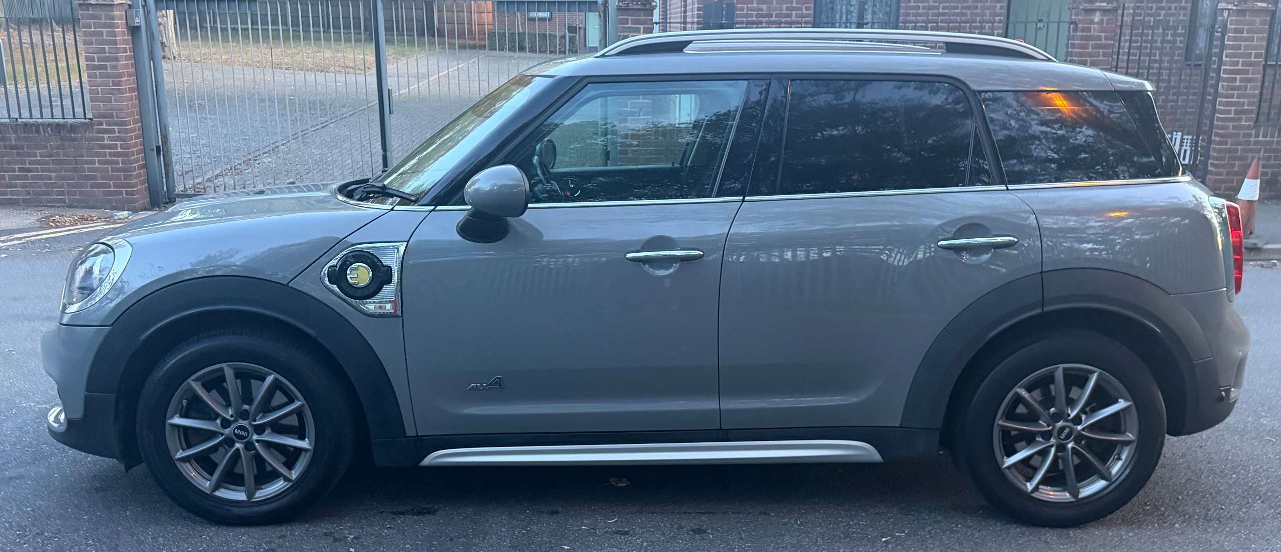 2018 MINI COUNTRYMAN 2018 MINI COUNTRYMAN