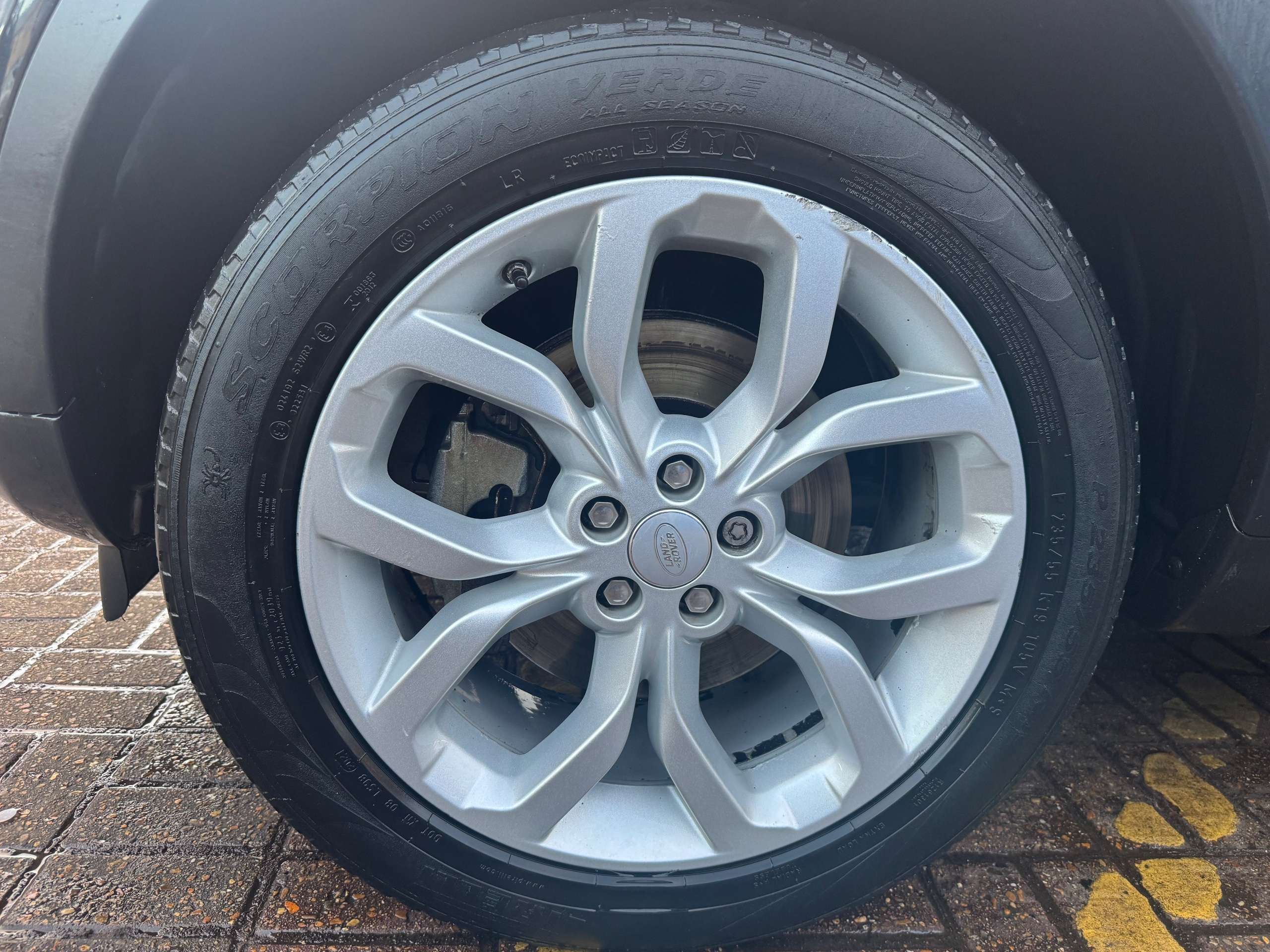 2017 LAND ROVER DISCOVERY SPORT 2017 LAND ROVER DISCOVERY SPORT