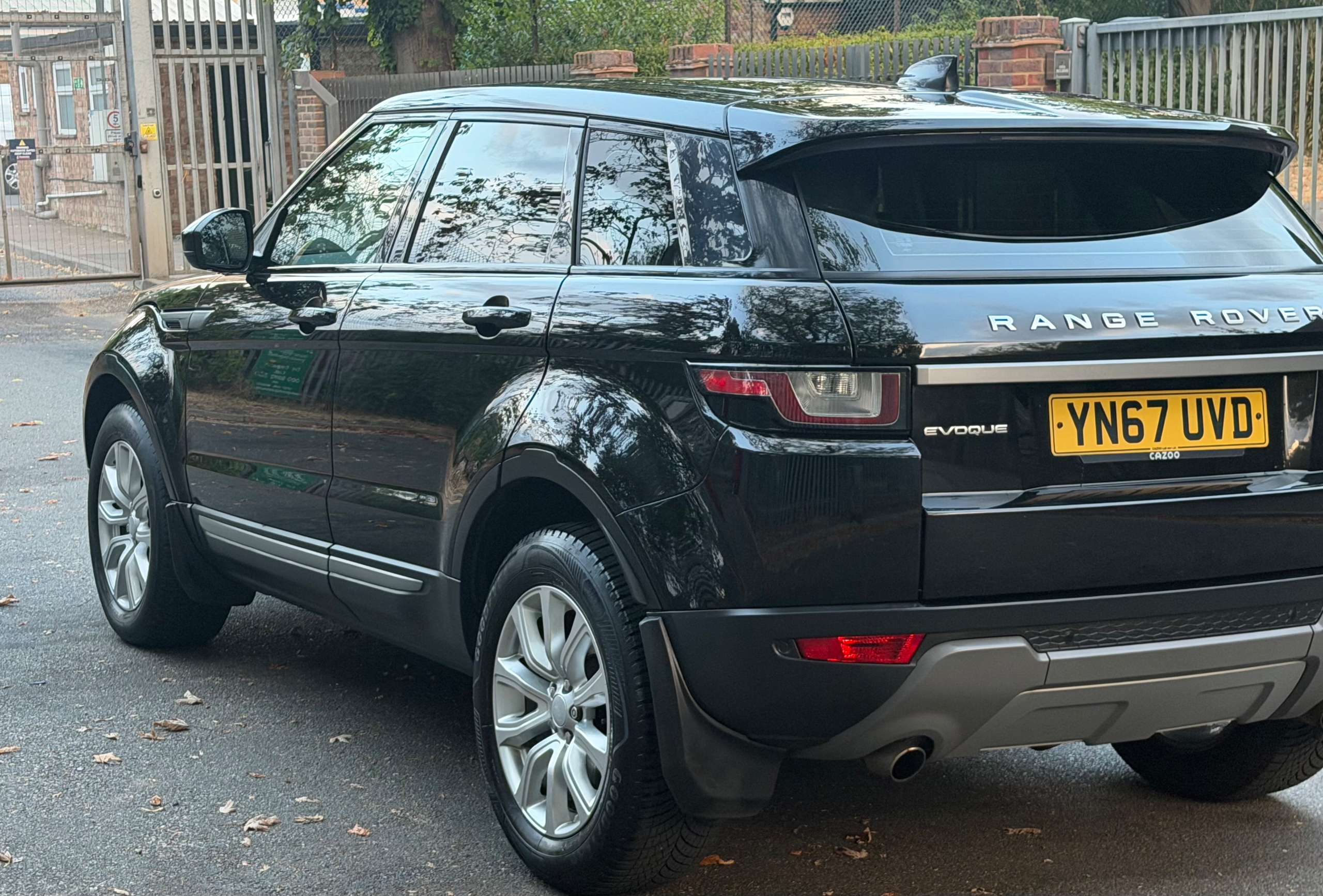 2017 LAND ROVER RANGE ROVER EVOQUE 2017 LAND ROVER RANGE ROVER EVOQUE