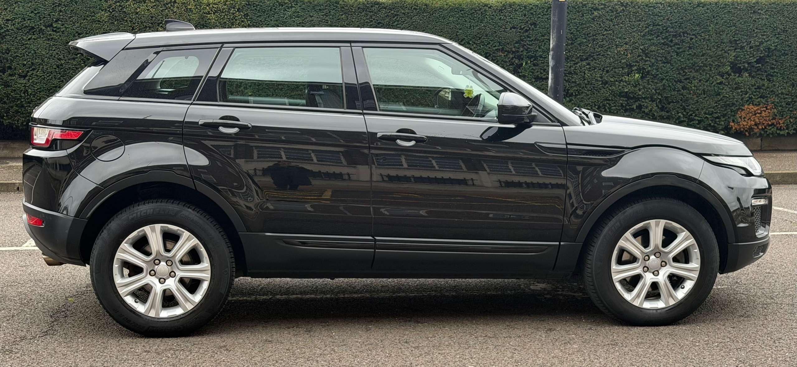 2017 LAND ROVER RANGE ROVER EVOQUE 2017 LAND ROVER RANGE ROVER EVOQUE